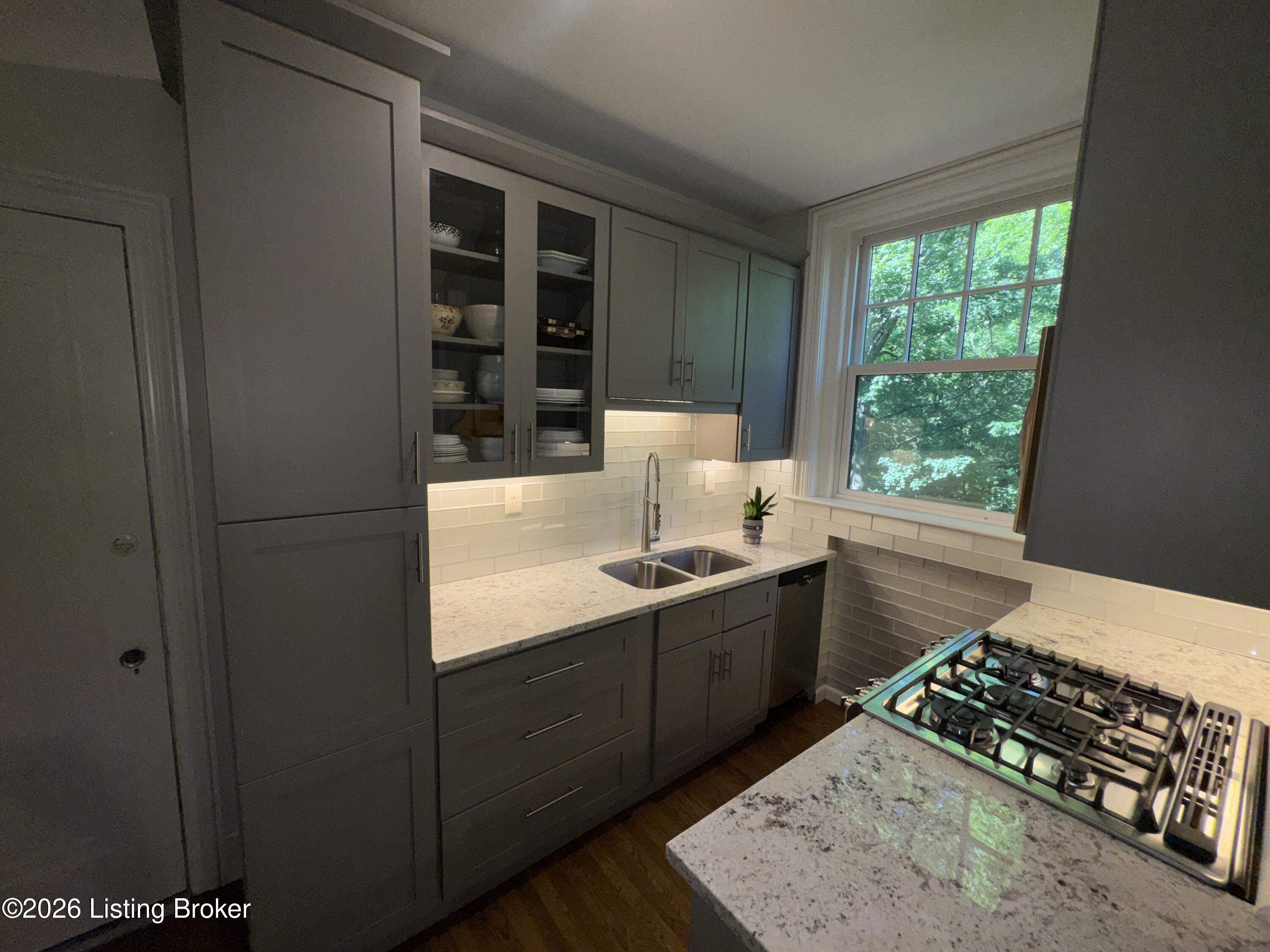 3017 Brownsboro Rd Apt 4 Property Photo 9