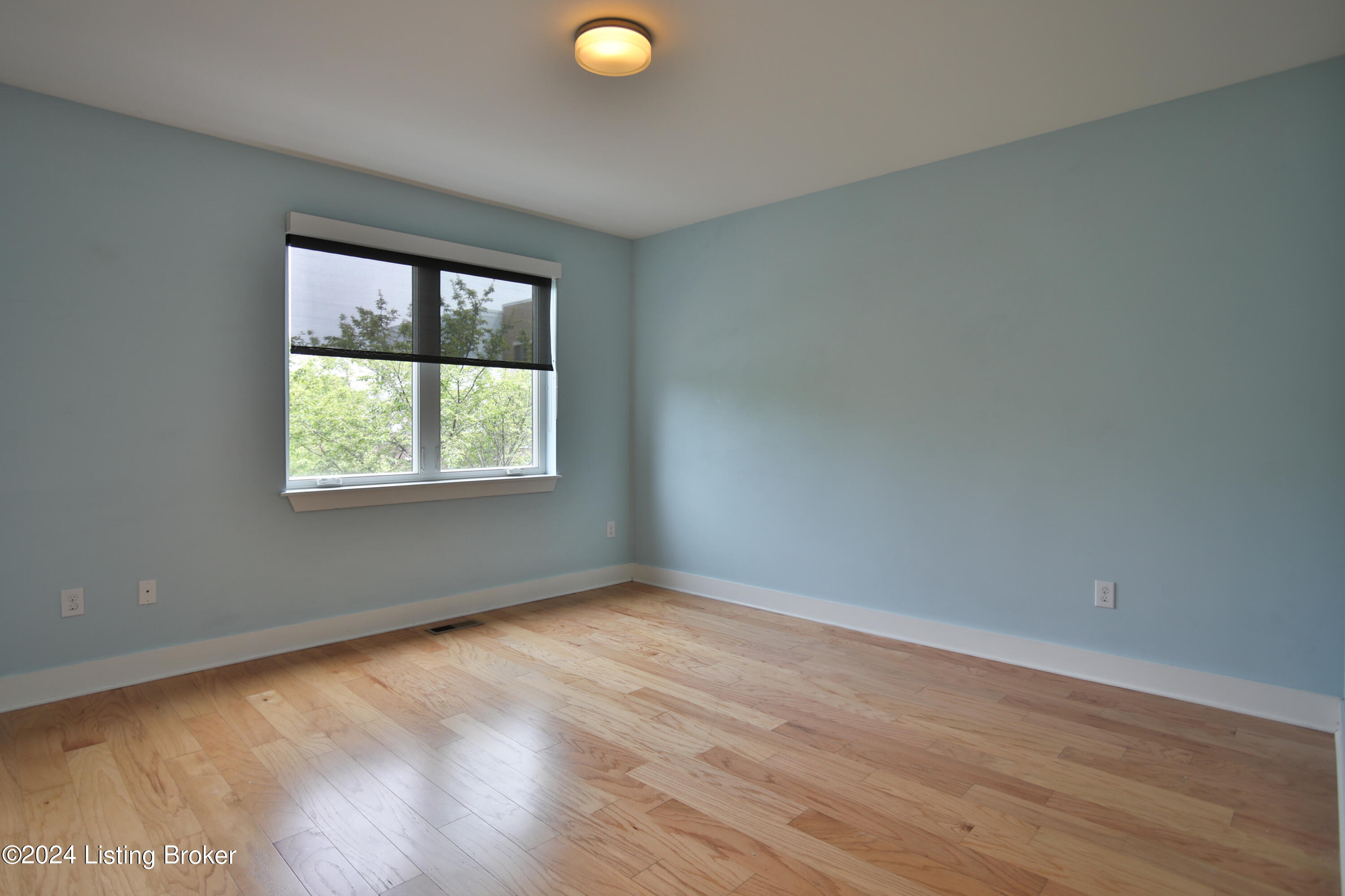 415 Hancock Green Pl 101-201 Property Photo 12