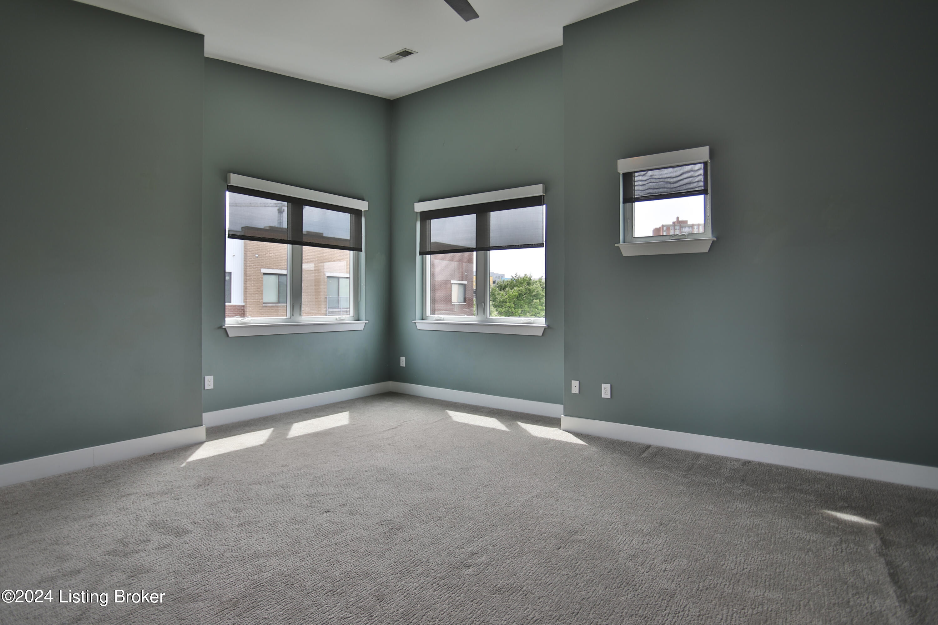 415 Hancock Green Pl 101-201 Property Photo 17