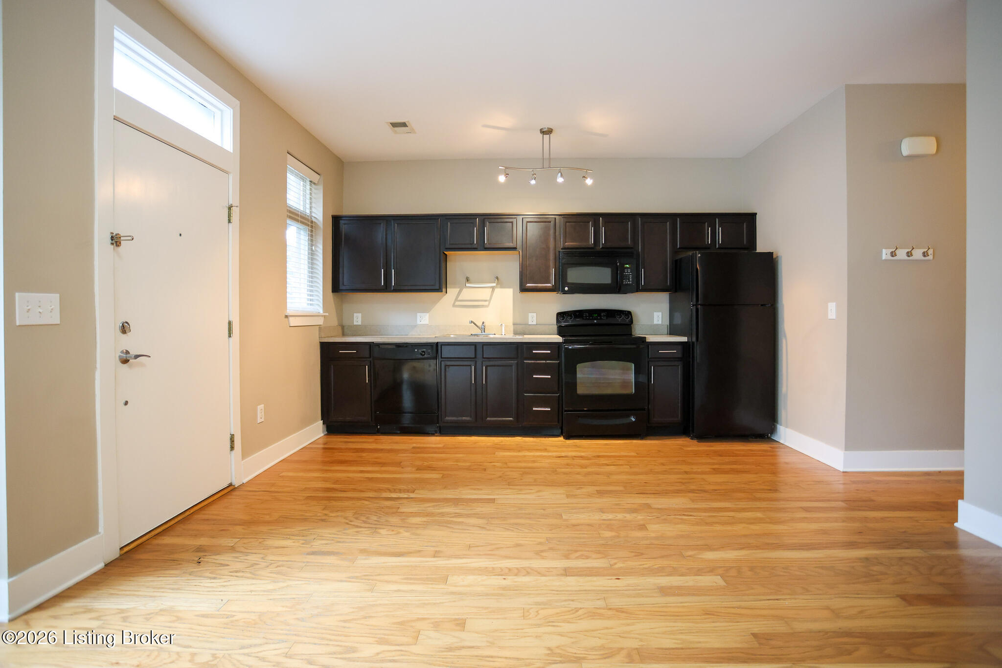 415 Hancock Green Pl 101-201 Property Photo 39