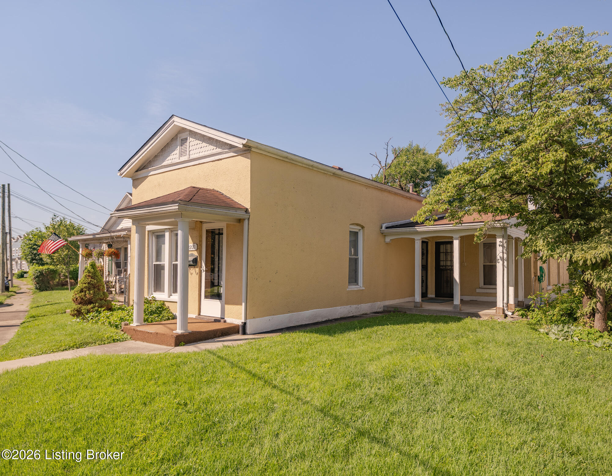 2208 S Shelby St Property Photo 1