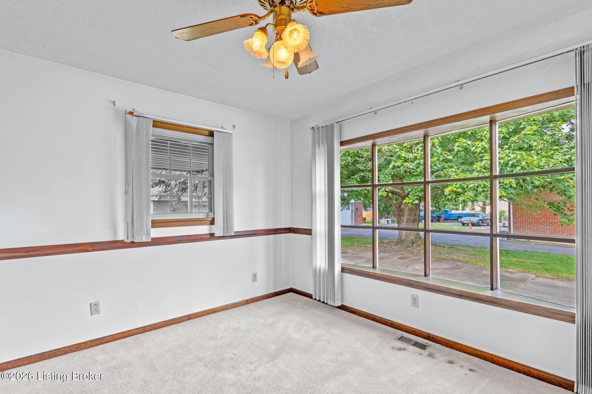 165 Wyndingbrook Dr Property Photo 11