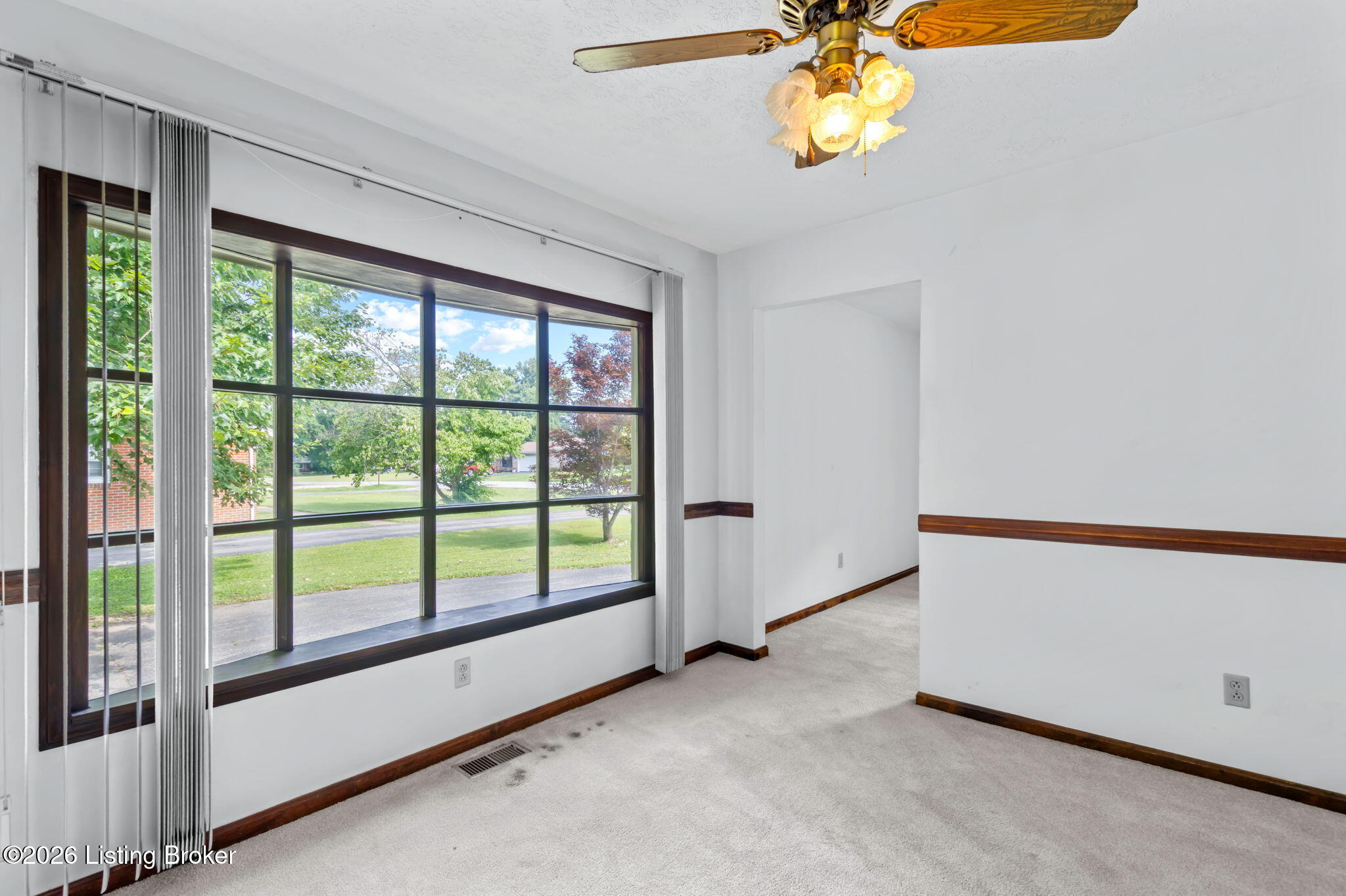 165 Wyndingbrook Dr Property Photo 13