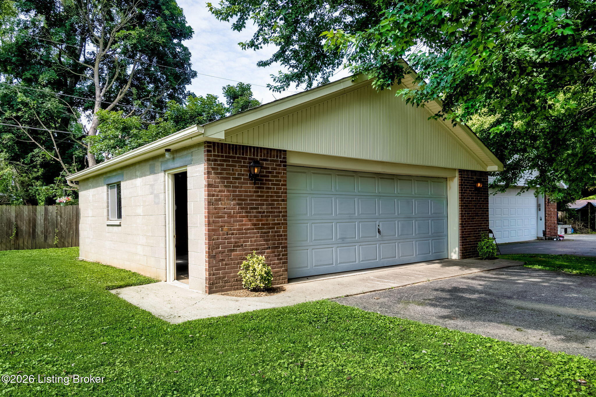 165 Wyndingbrook Dr Property Photo 48