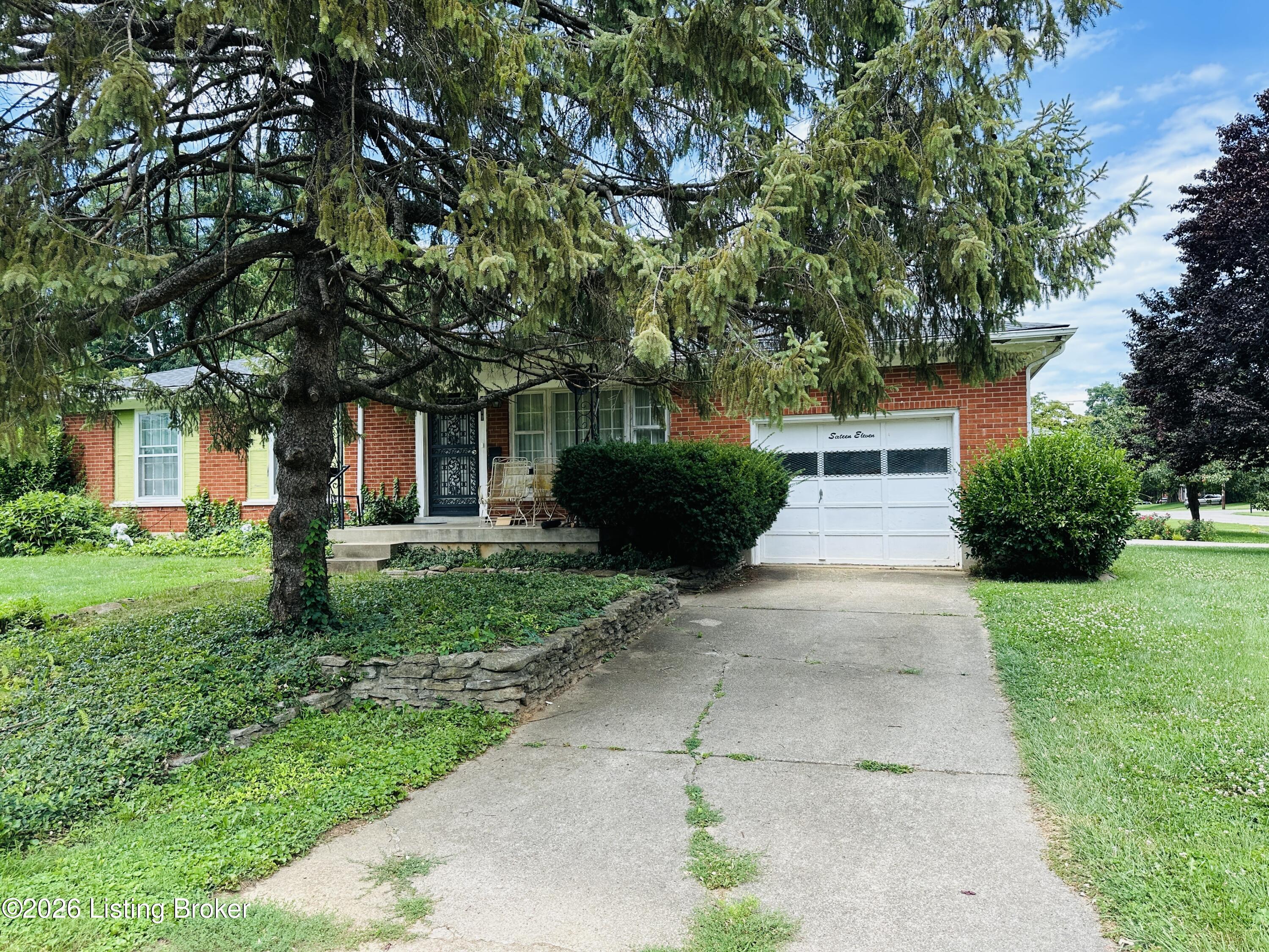 1611 Marne Ct Property Photo 4