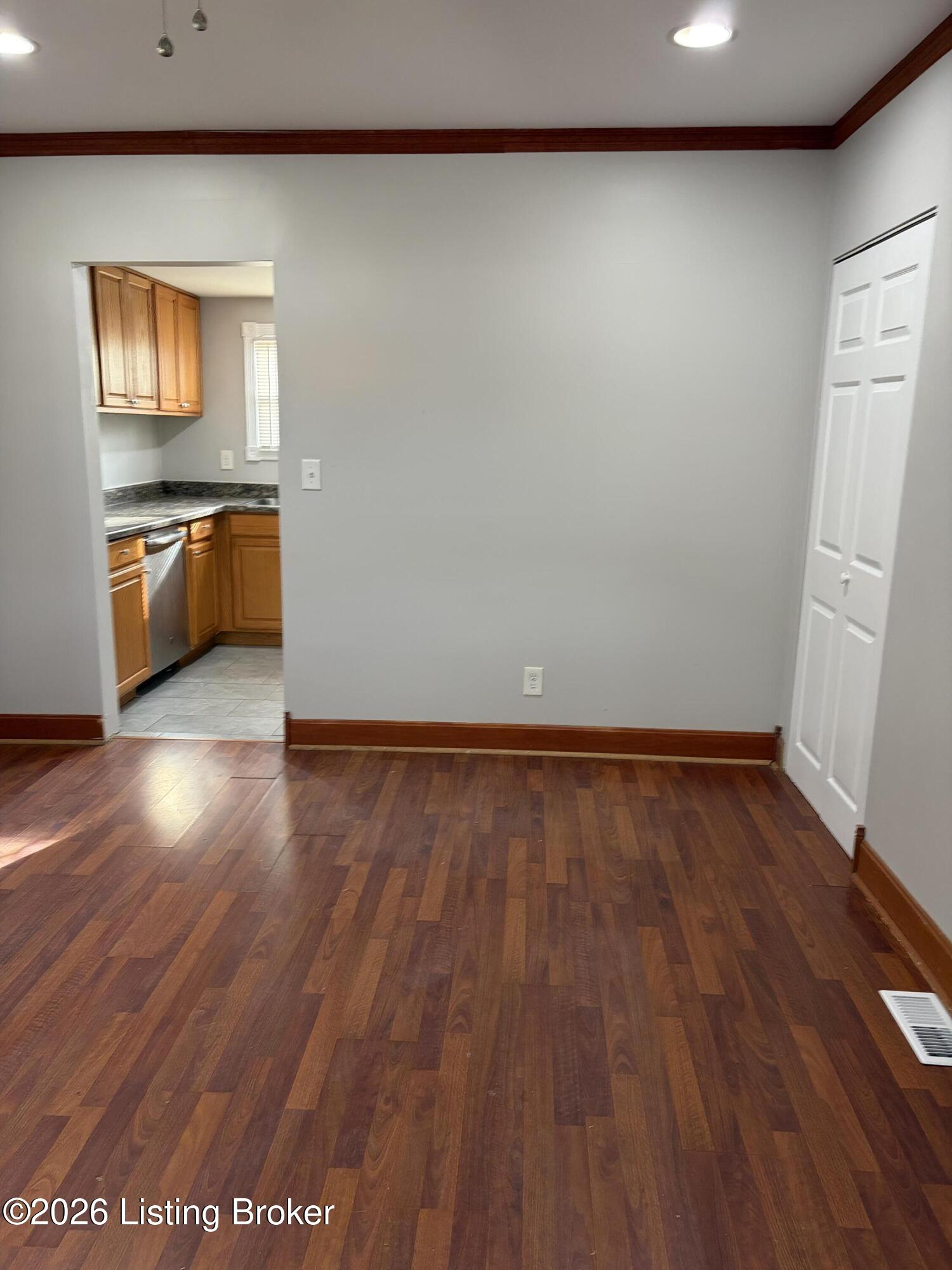 604 Winkler Ave Property Photo 13