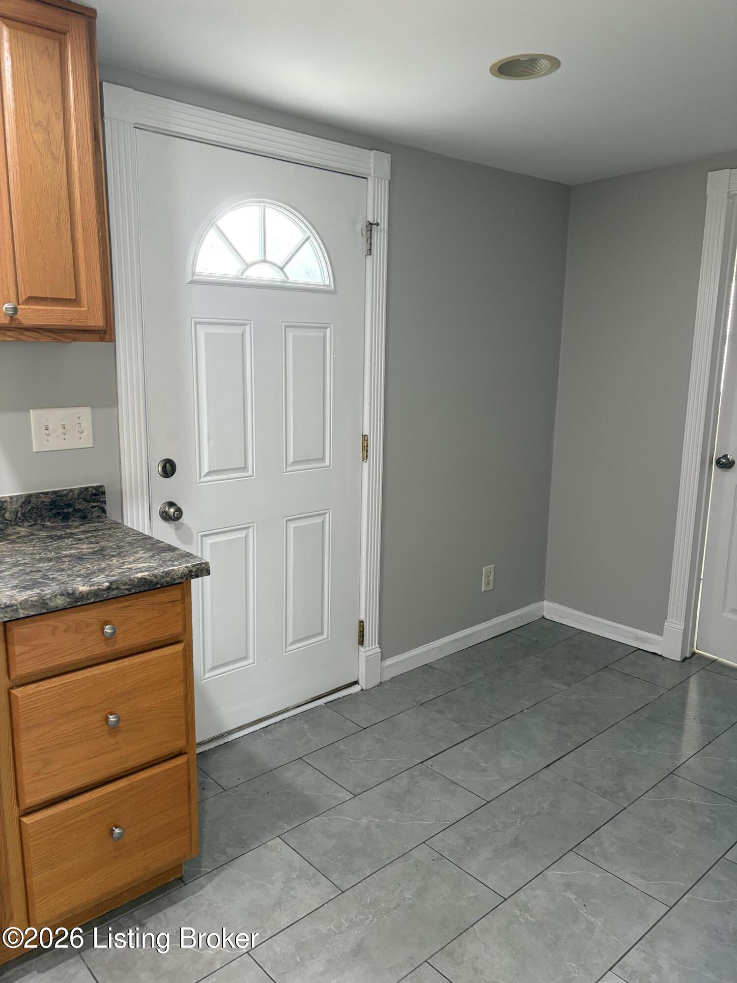 604 Winkler Ave Property Photo 14