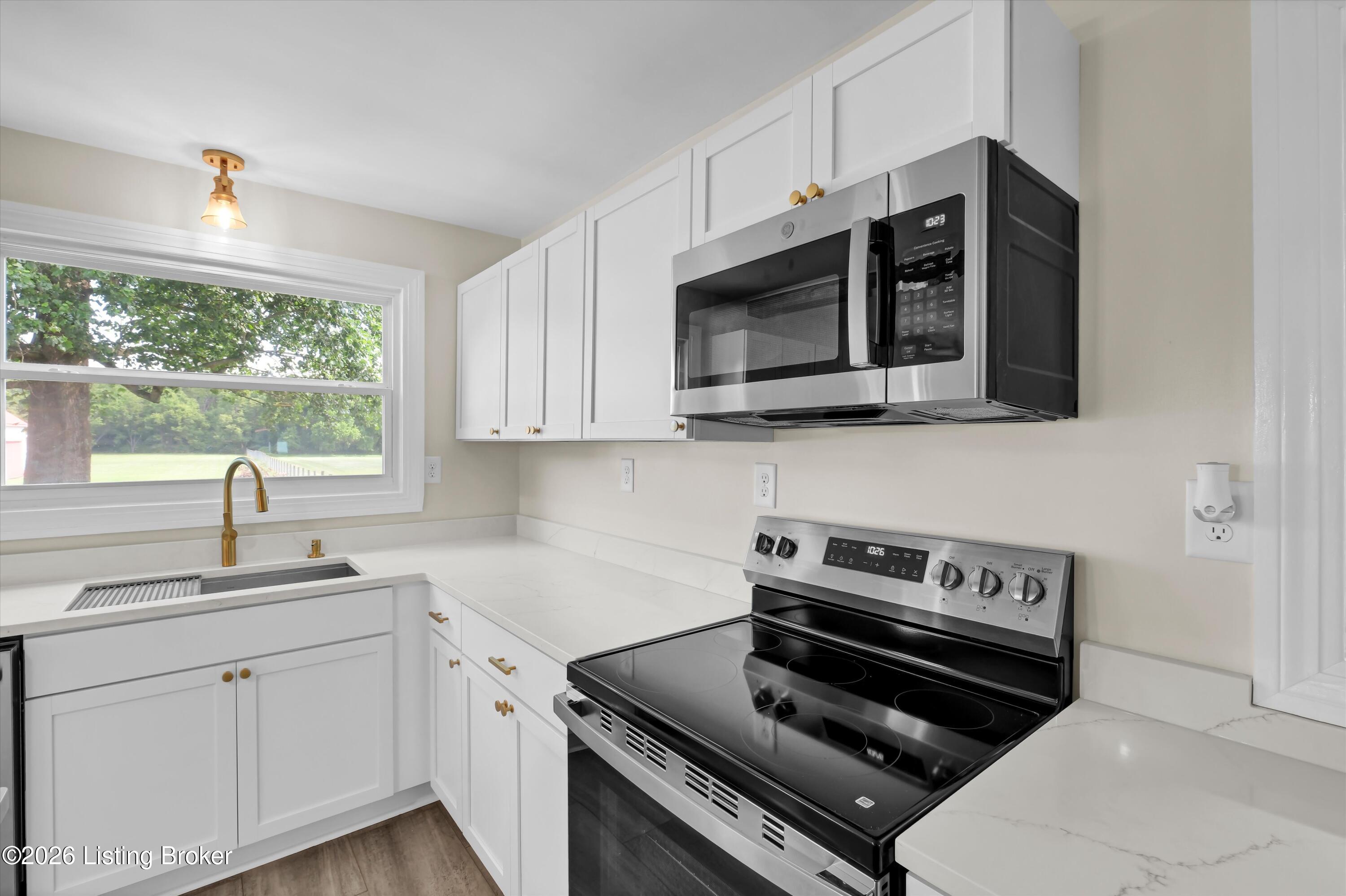 4148 Bagdad Rd Property Photo 17