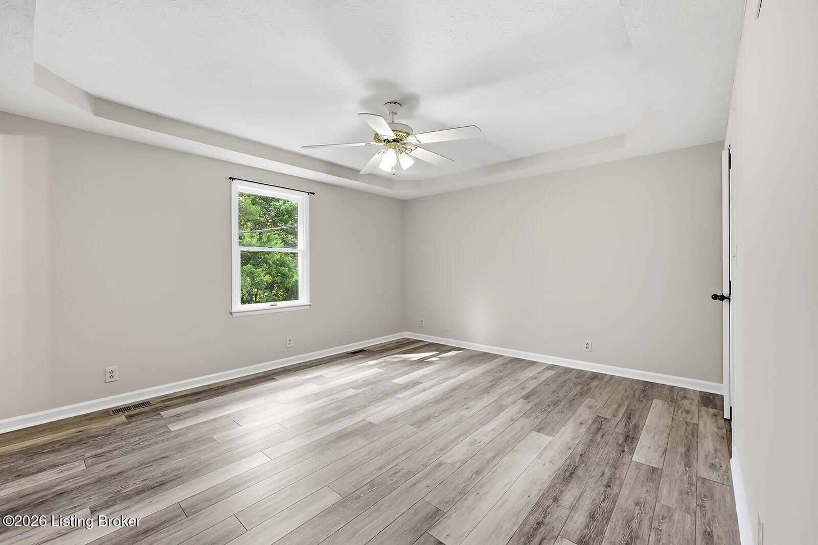 1336 Bonnie Blue Loop Property Photo 4