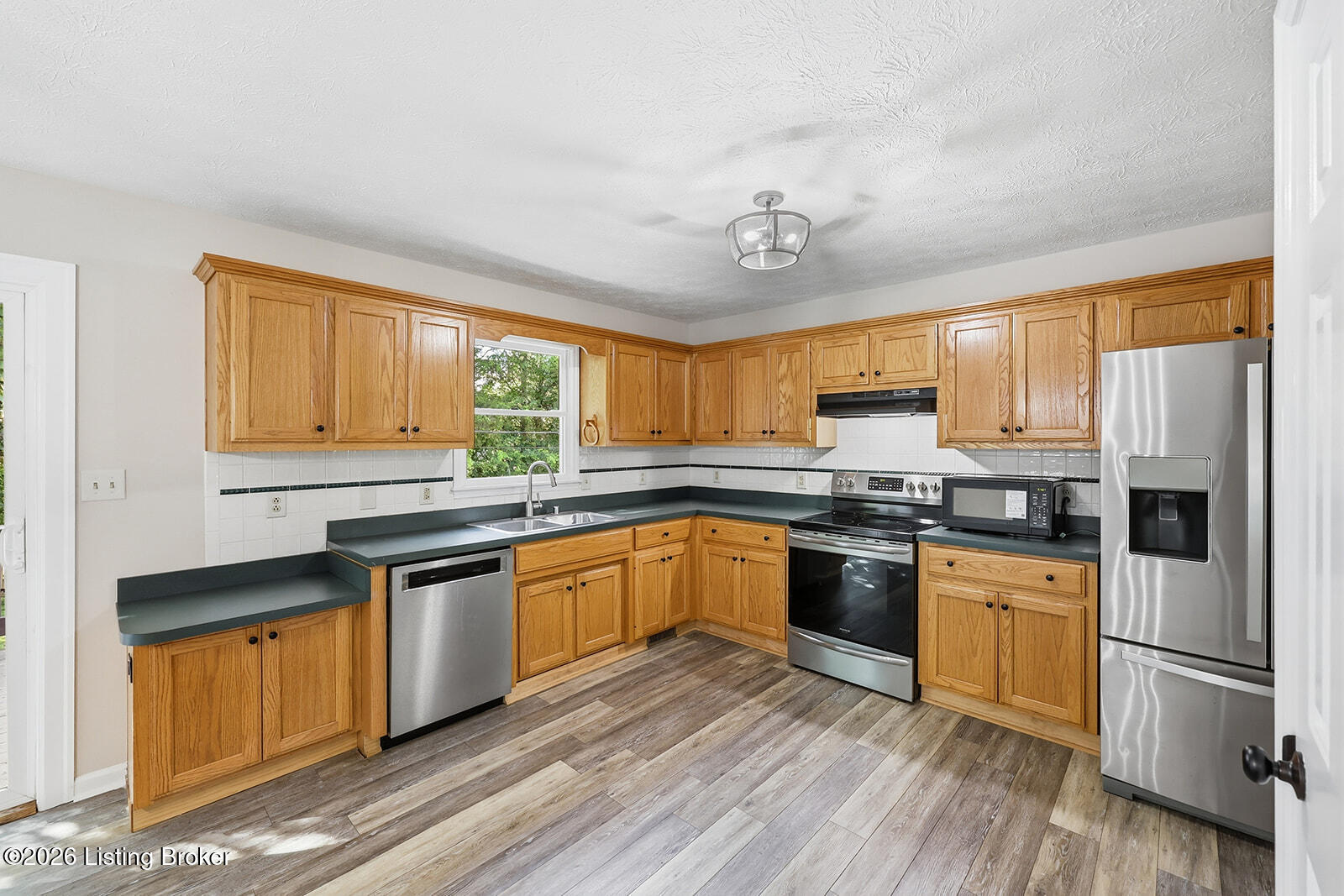 1336 Bonnie Blue Loop Property Photo 17