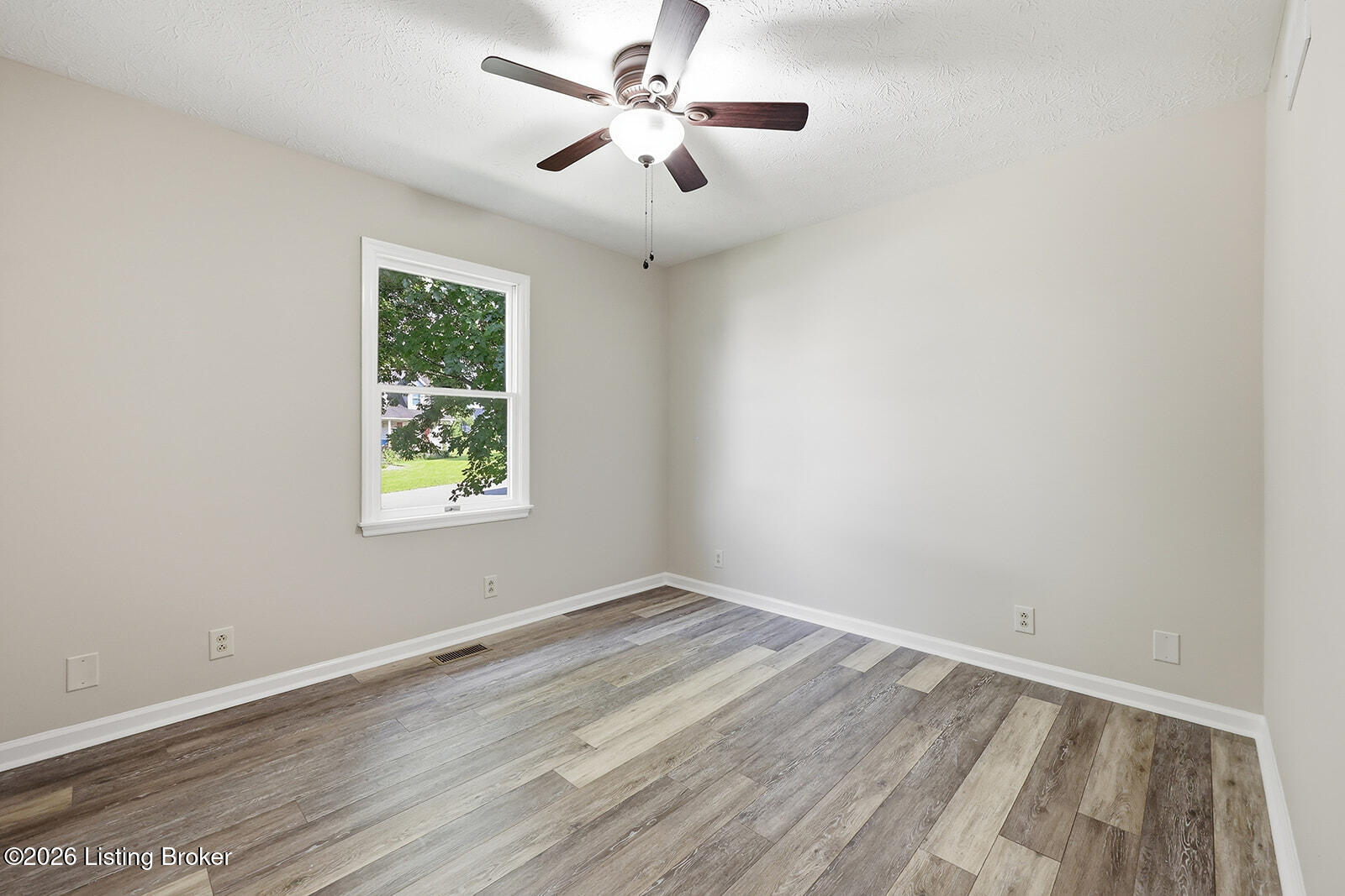 1336 Bonnie Blue Loop Property Photo 24