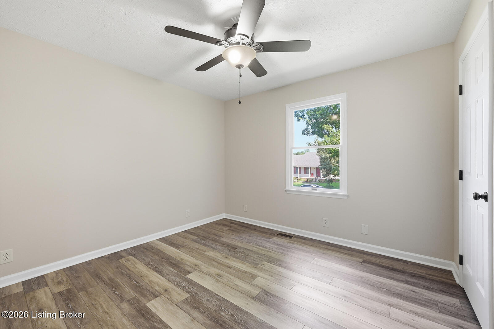 1336 Bonnie Blue Loop Property Photo 27