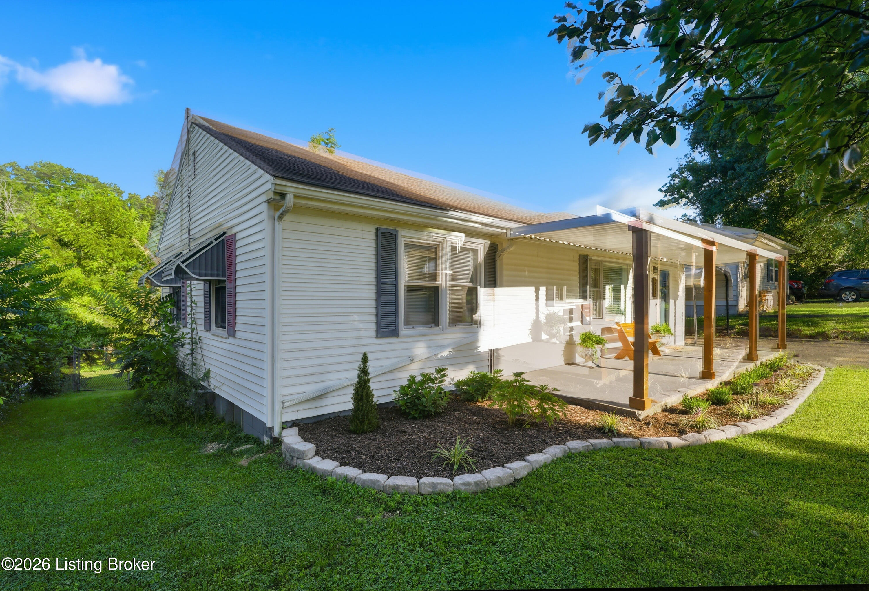 229 Webbmont Cir Property Photo 6