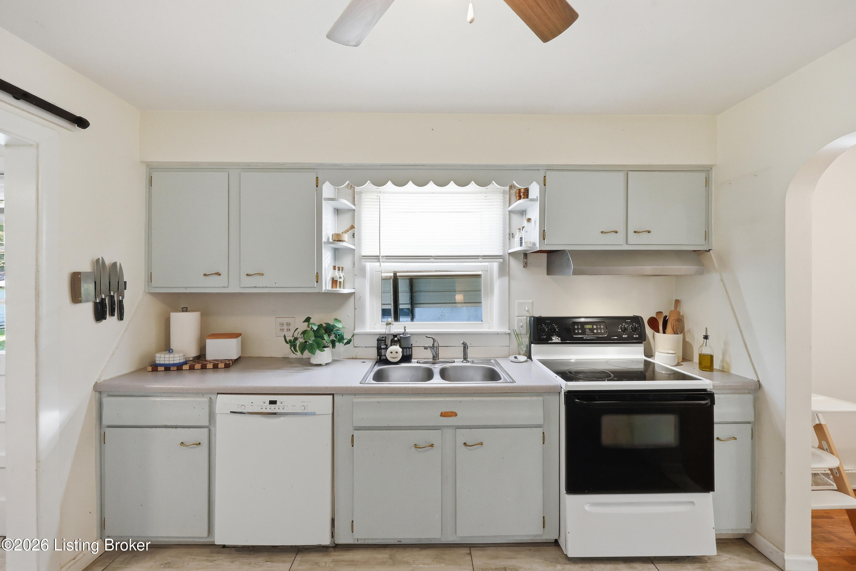 229 Webbmont Cir Property Photo 16