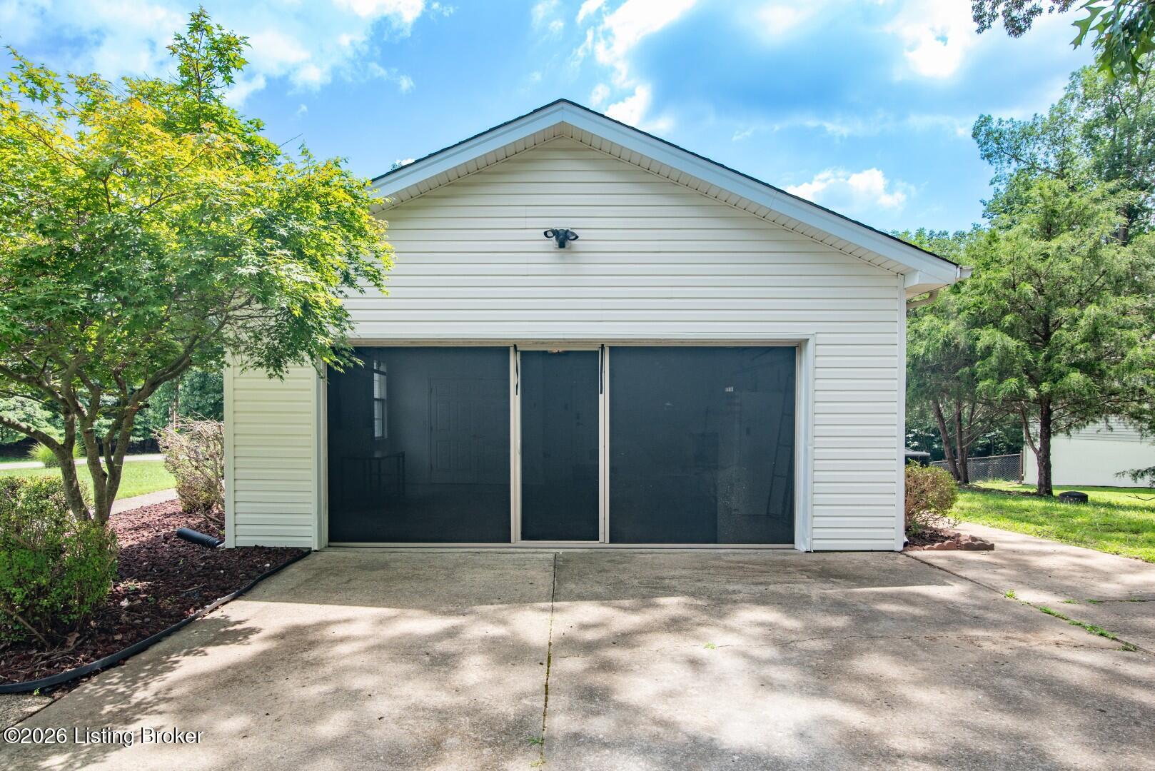 18 Glenn Eagle Rd Property Photo 6