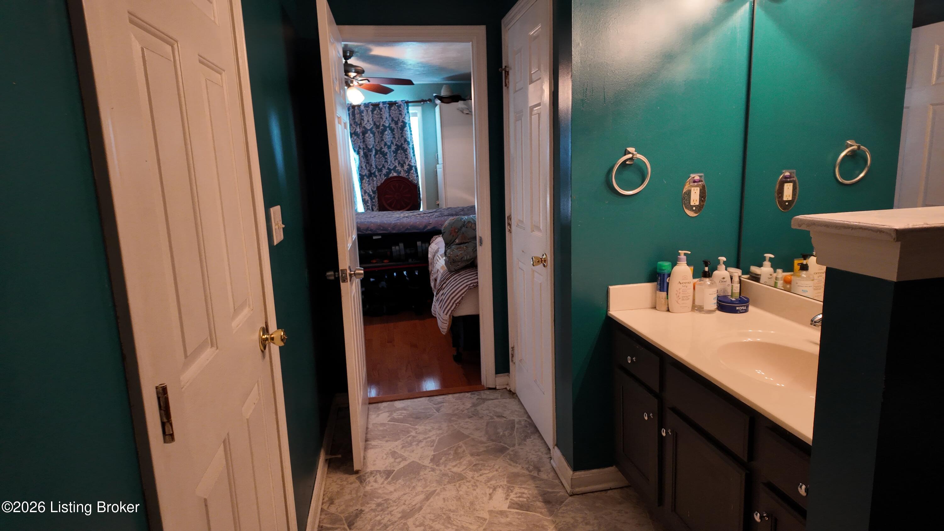6817 Currington Cir Property Photo 13
