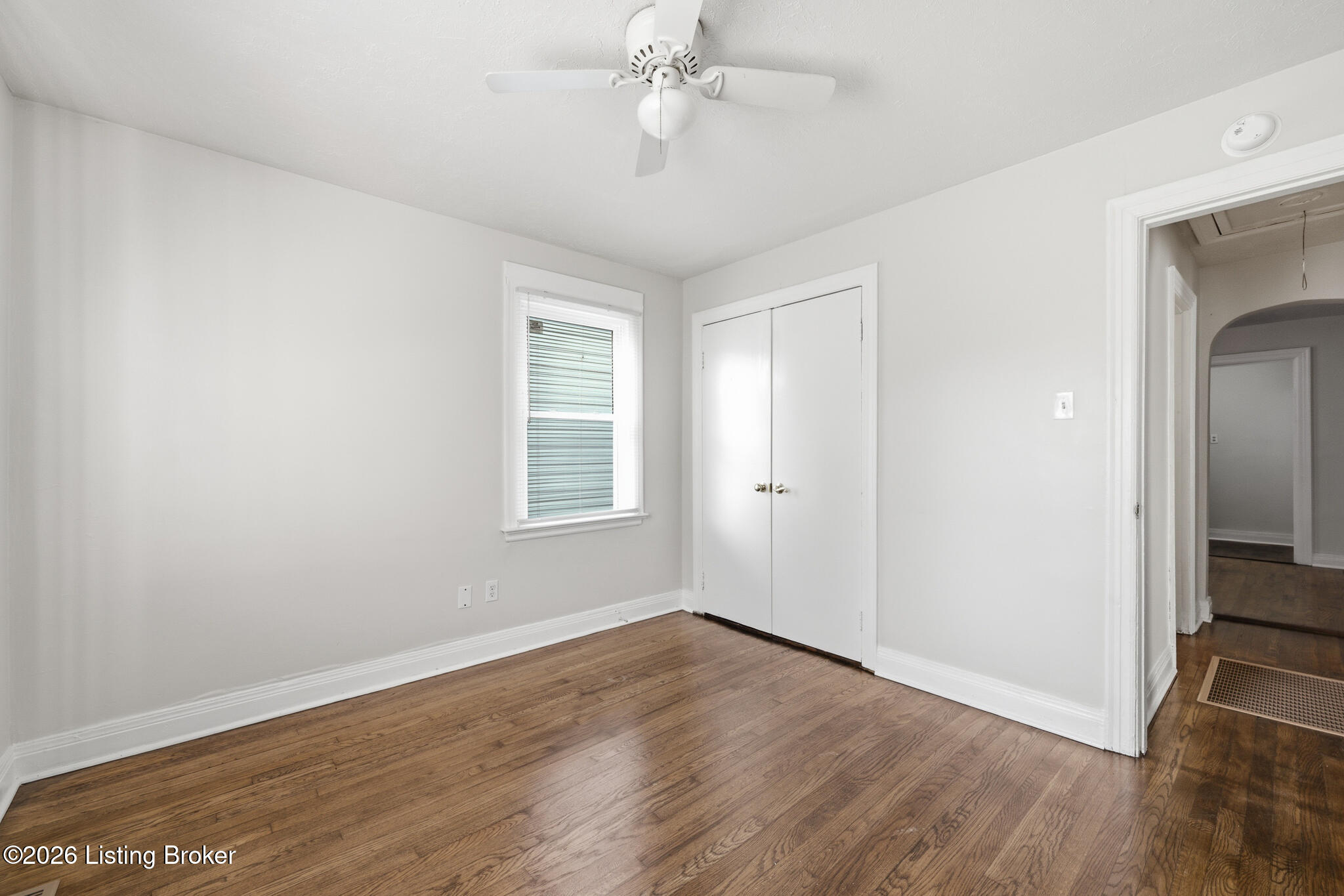 2530 Griffiths Ave Property Photo 18