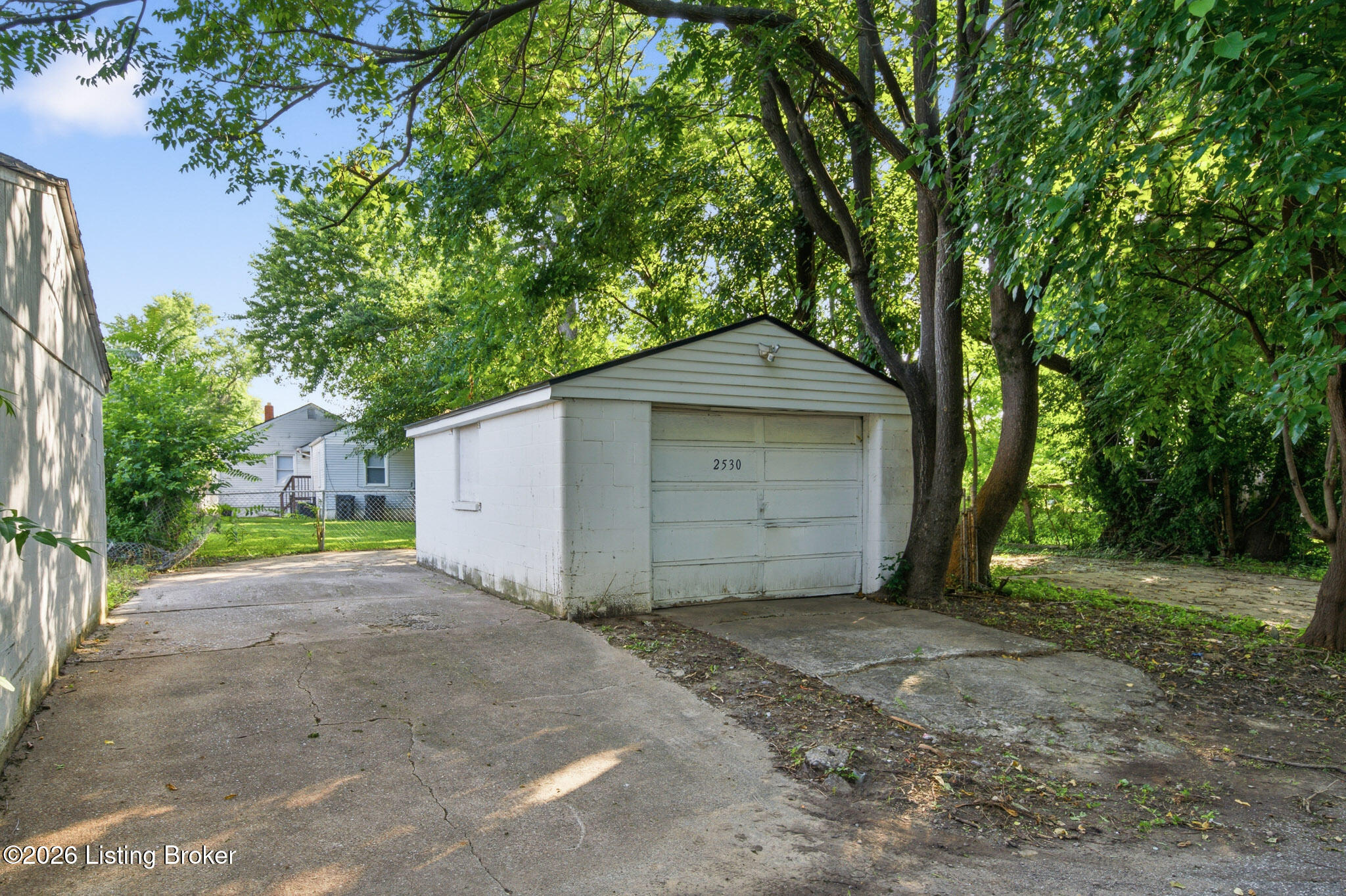 2530 Griffiths Ave Property Photo 25