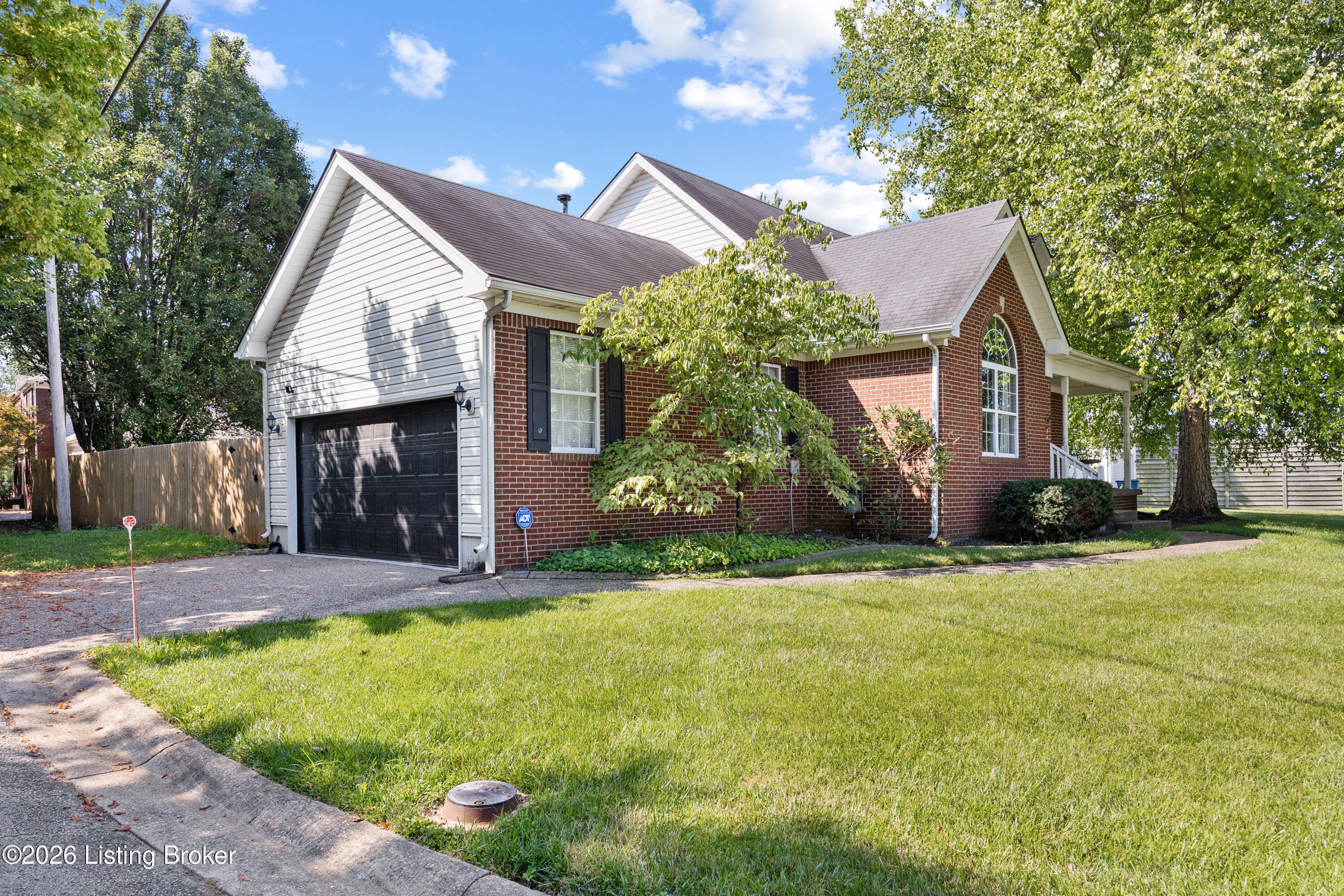 10604 Melchester Pl Property Photo 4