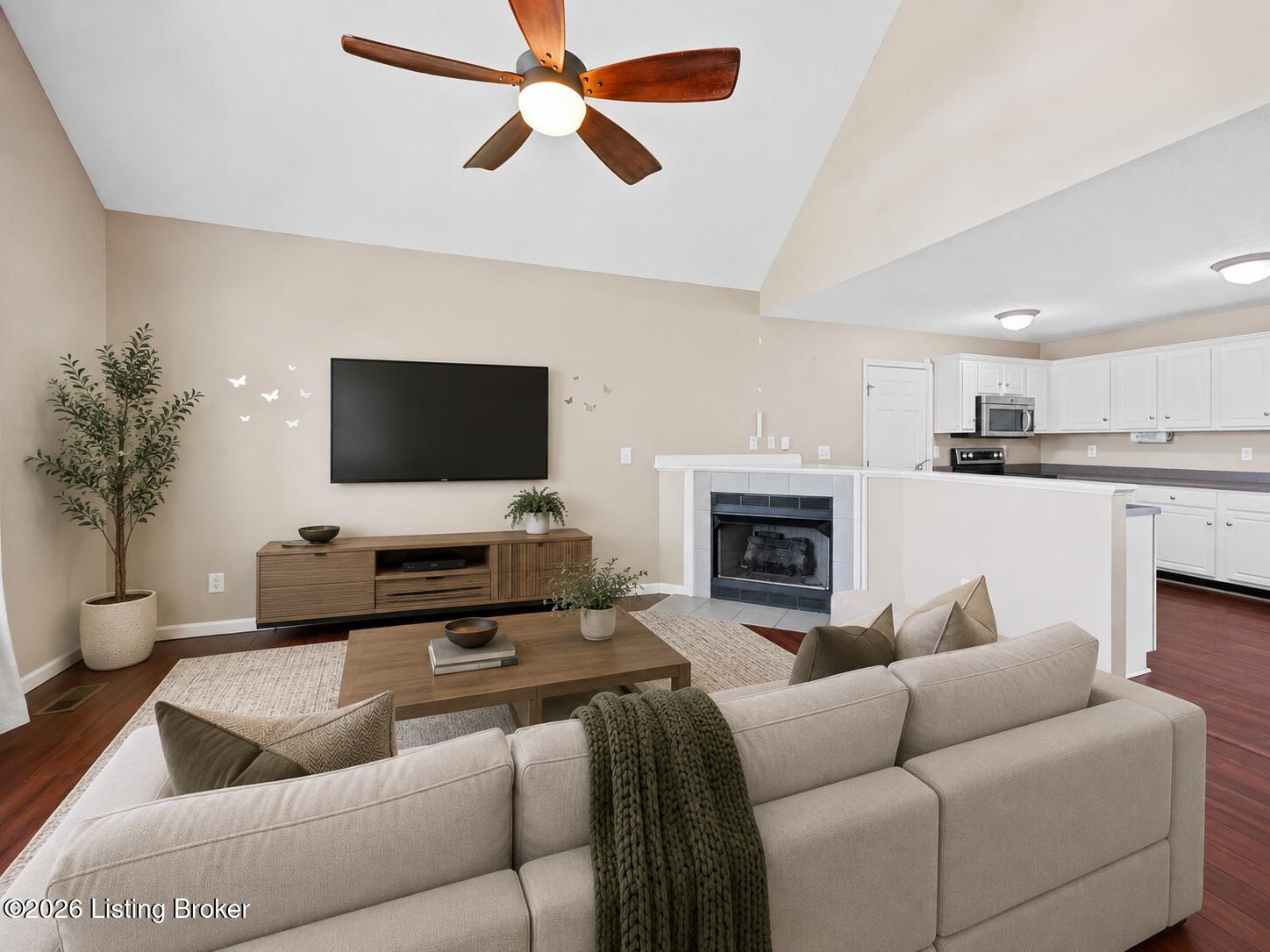 10604 Melchester Pl Property Photo 5