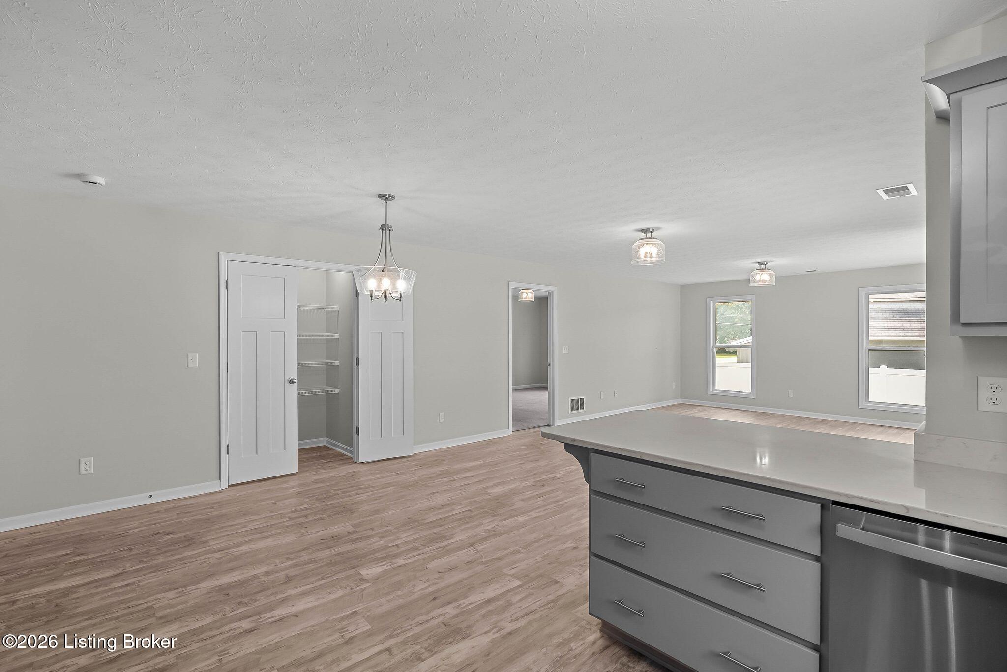 510 Eagle Pointe Dr Property Photo 11