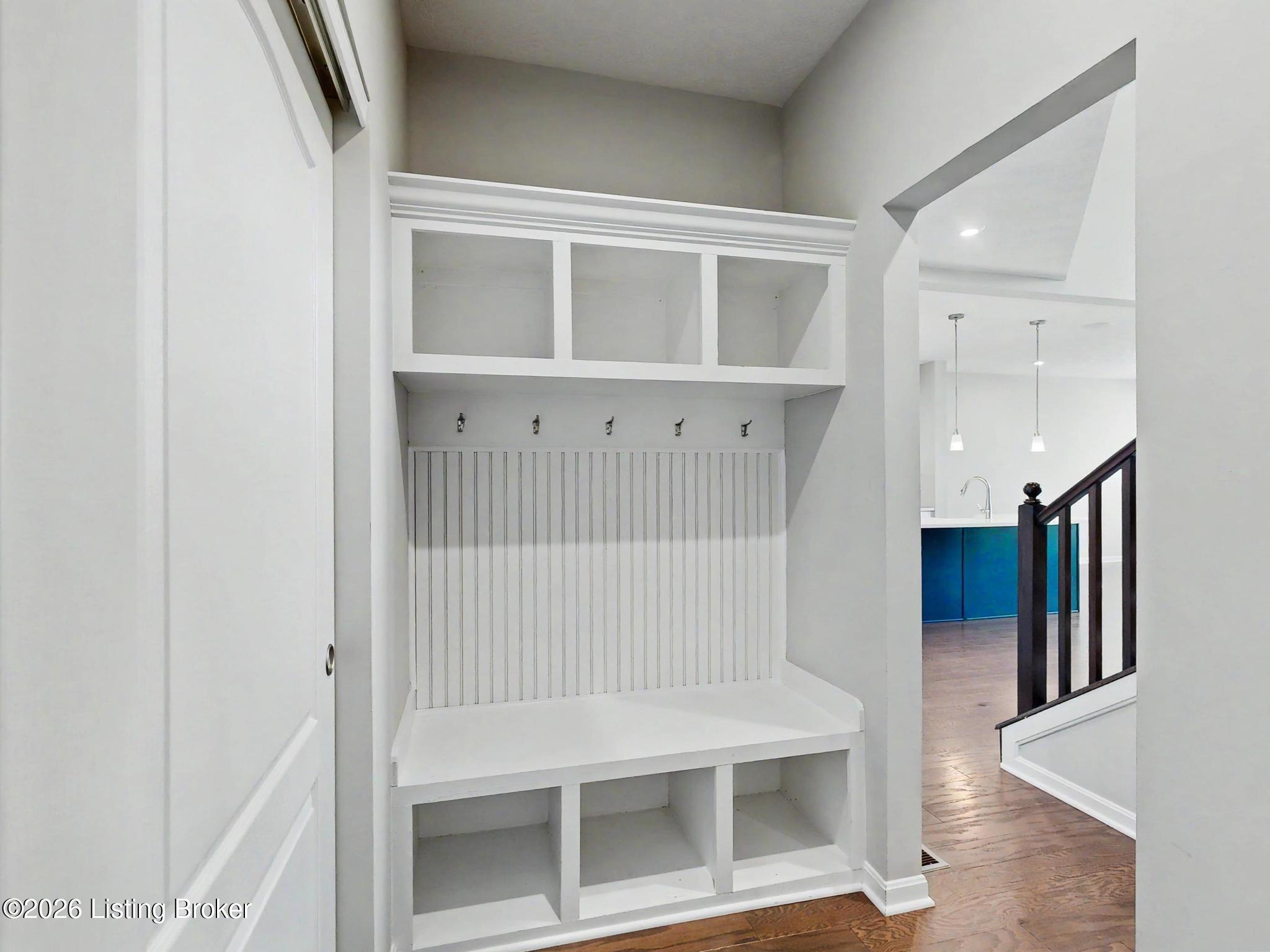 15802 Stonehouse Ct Property Photo 22