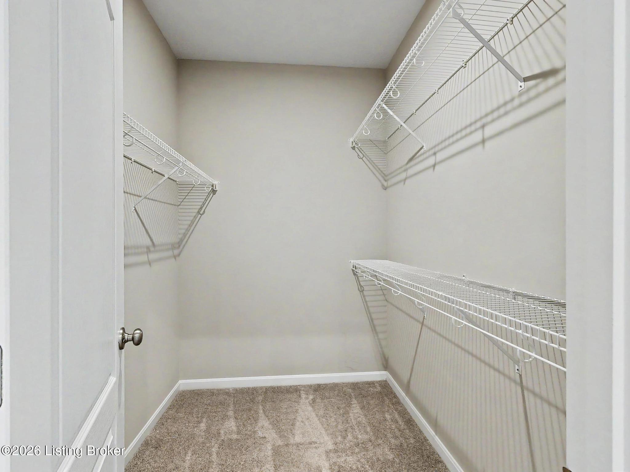 15802 Stonehouse Ct Property Photo 30