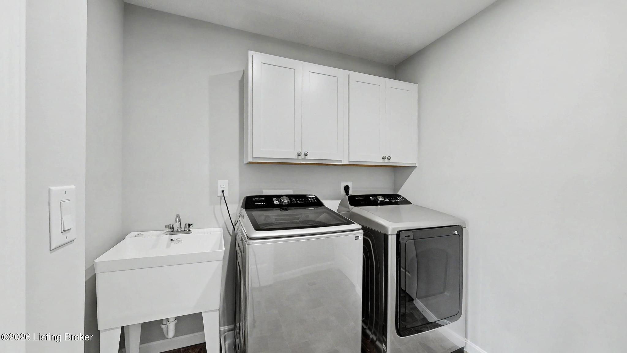 15802 Stonehouse Ct Property Photo 31