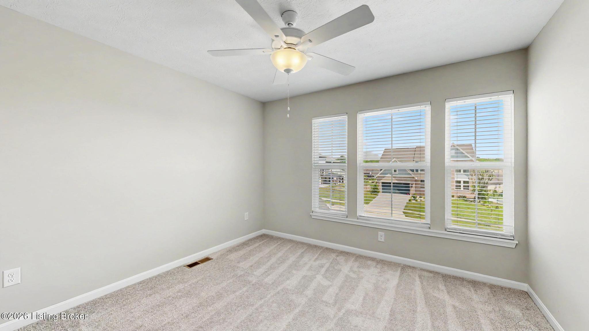 15802 Stonehouse Ct Property Photo 39