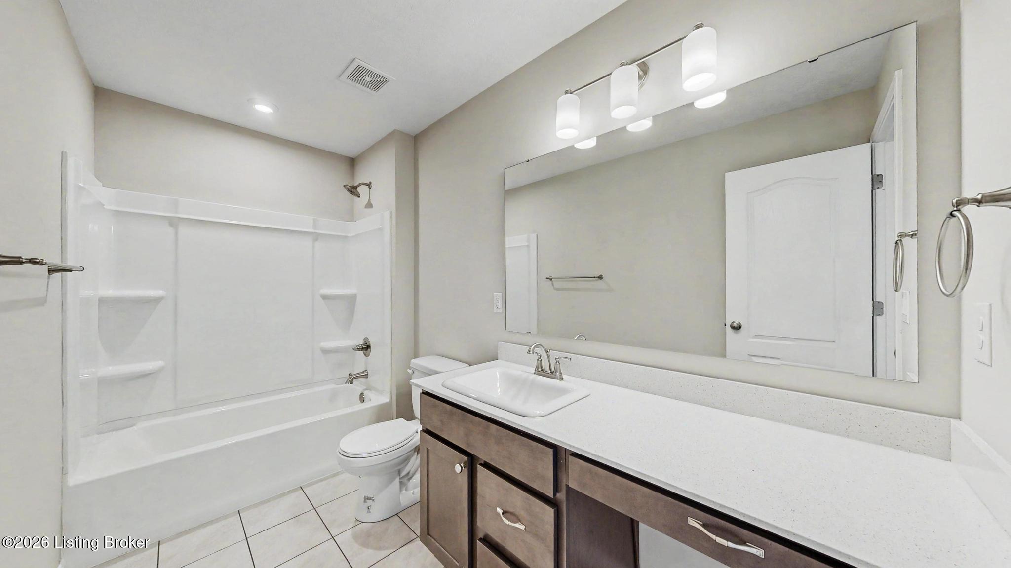 15802 Stonehouse Ct Property Photo 44