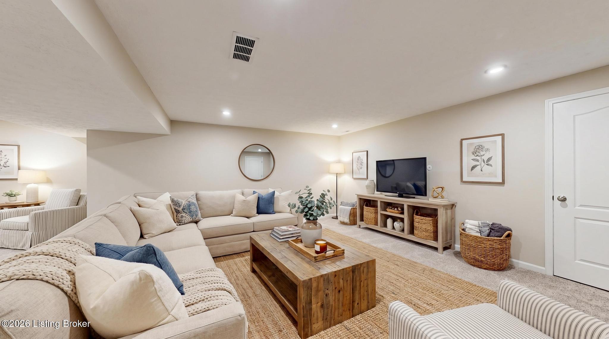 15802 Stonehouse Ct Property Photo 49
