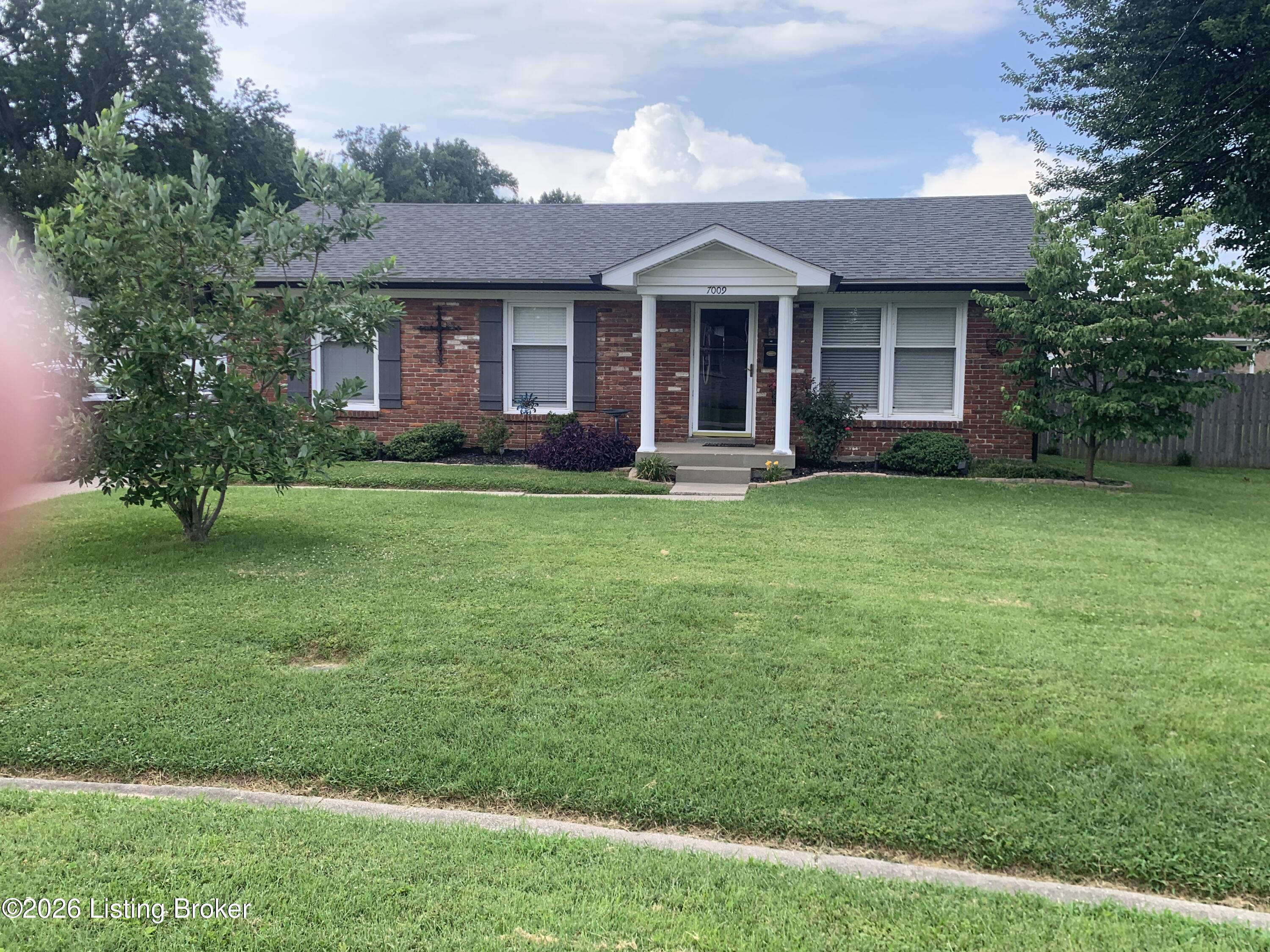 7009 Feyhurst Dr Property Photo 1