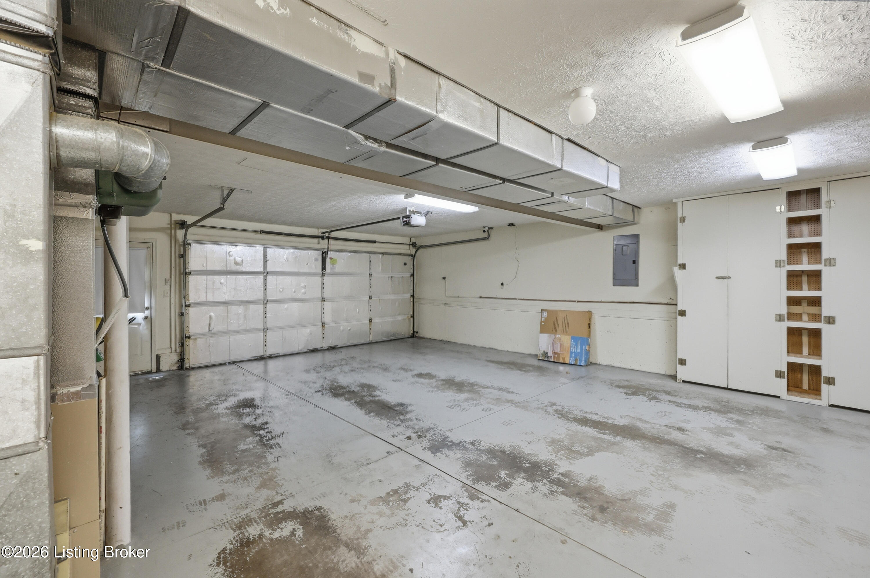 329 Comanche Rd Property Photo 54