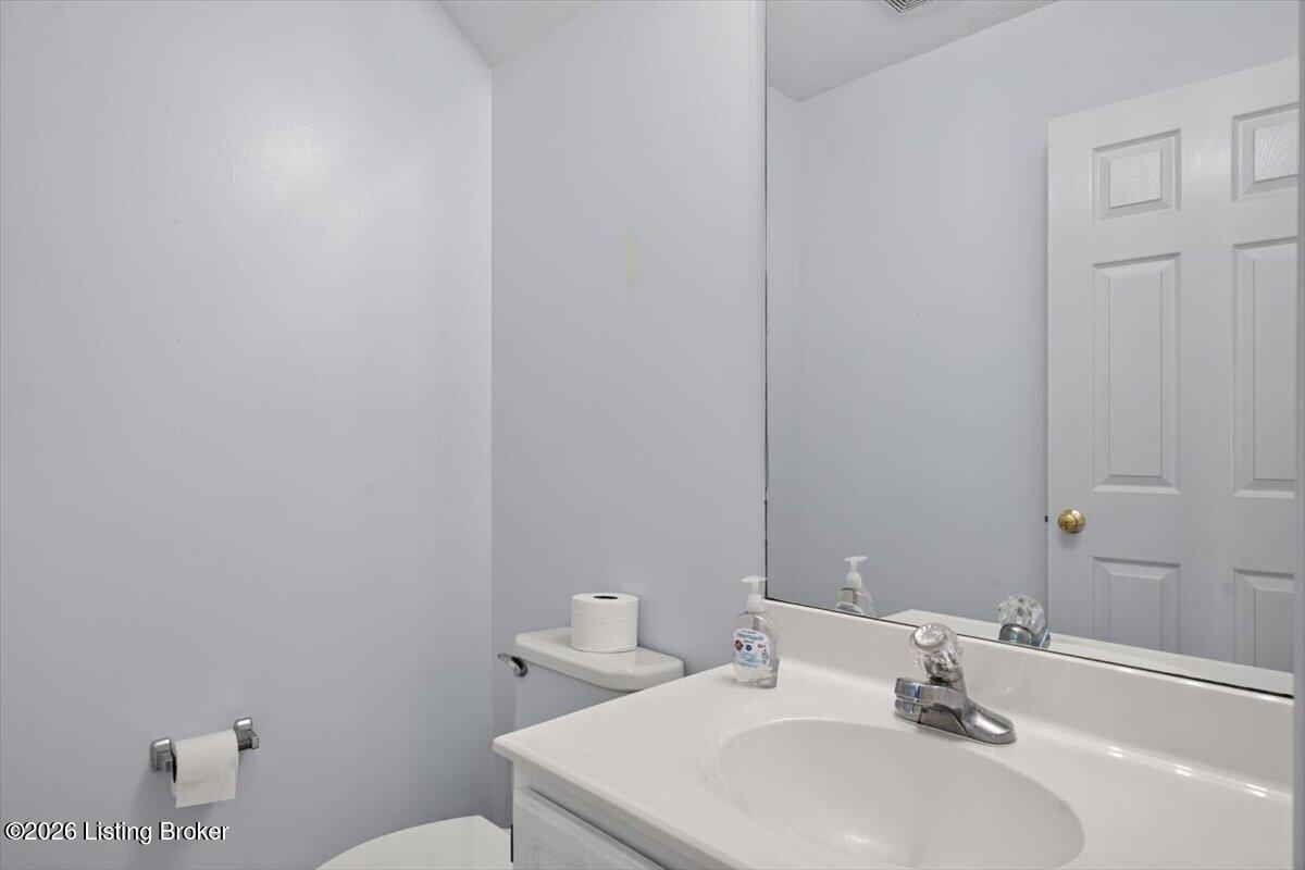 15 Trace Ln Property Photo 15