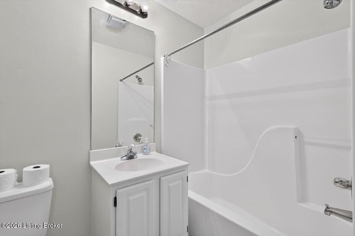 15 Trace Ln Property Photo 20