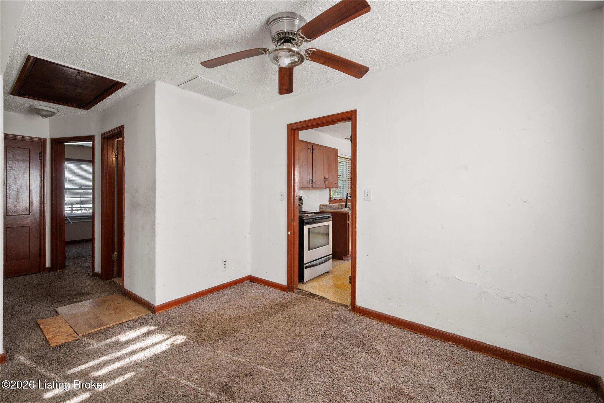 1721 Glenview Pl Property Photo 13