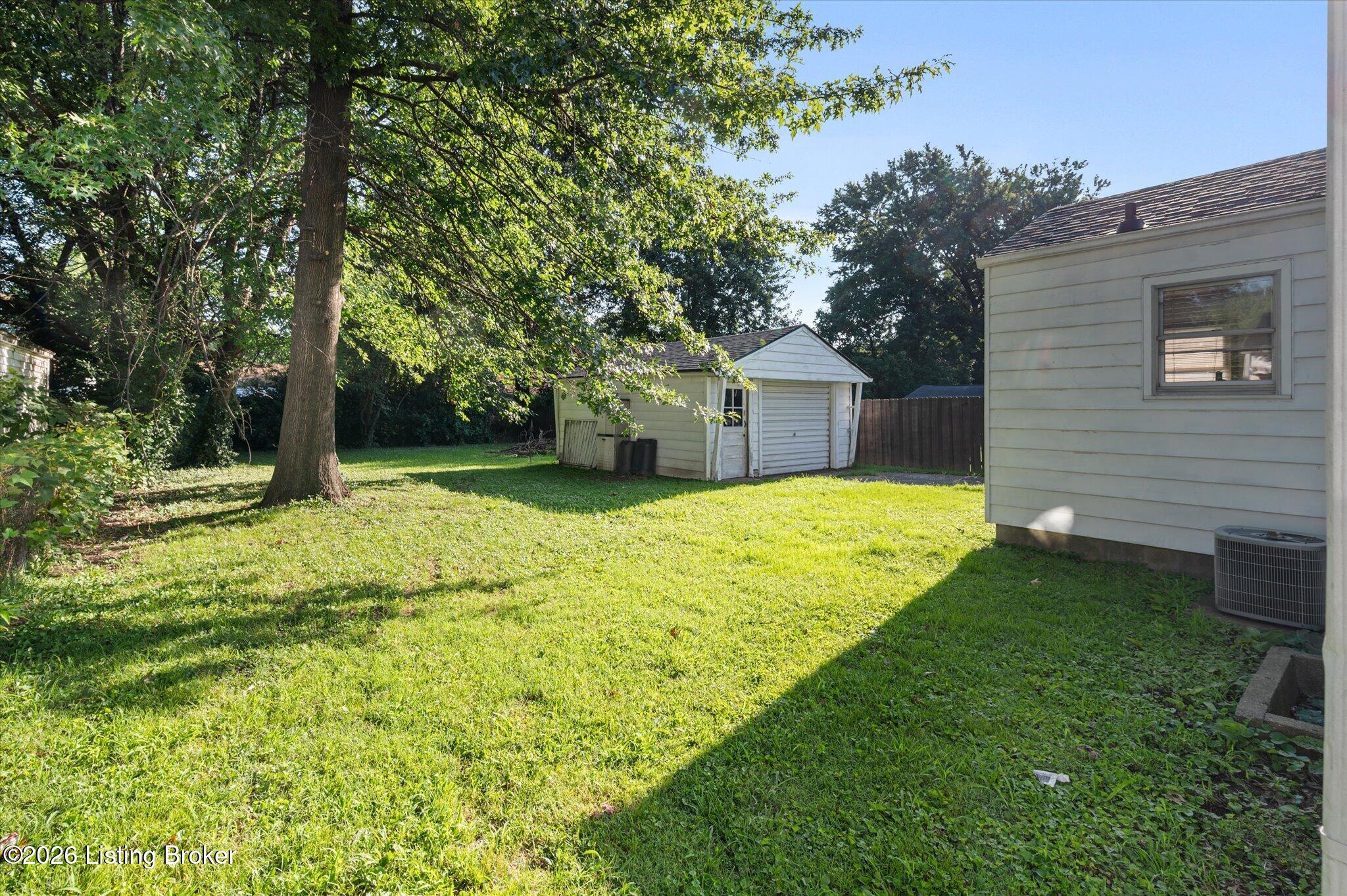 1721 Glenview Pl Property Photo 19