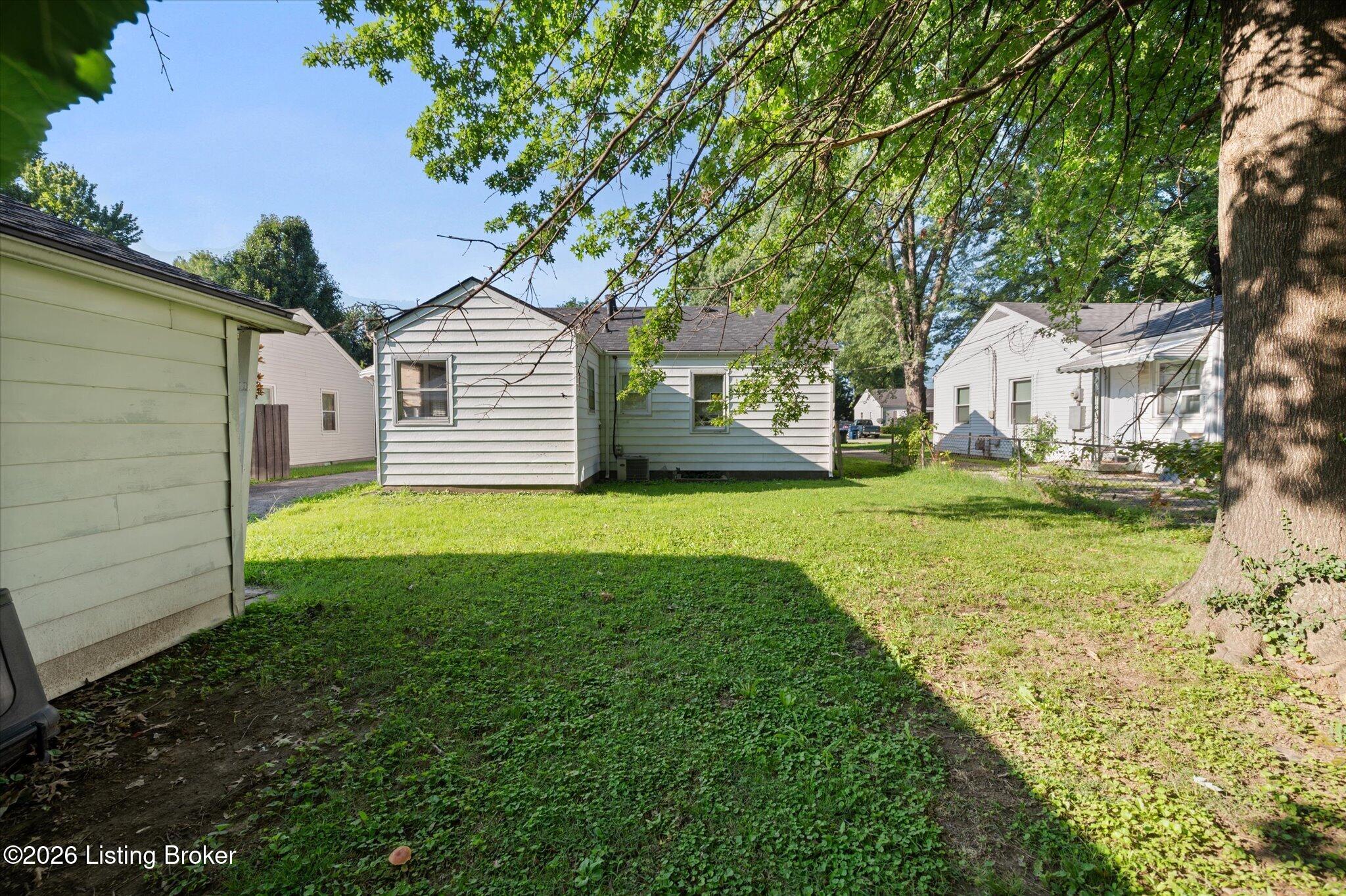 1721 Glenview Pl Property Photo 21