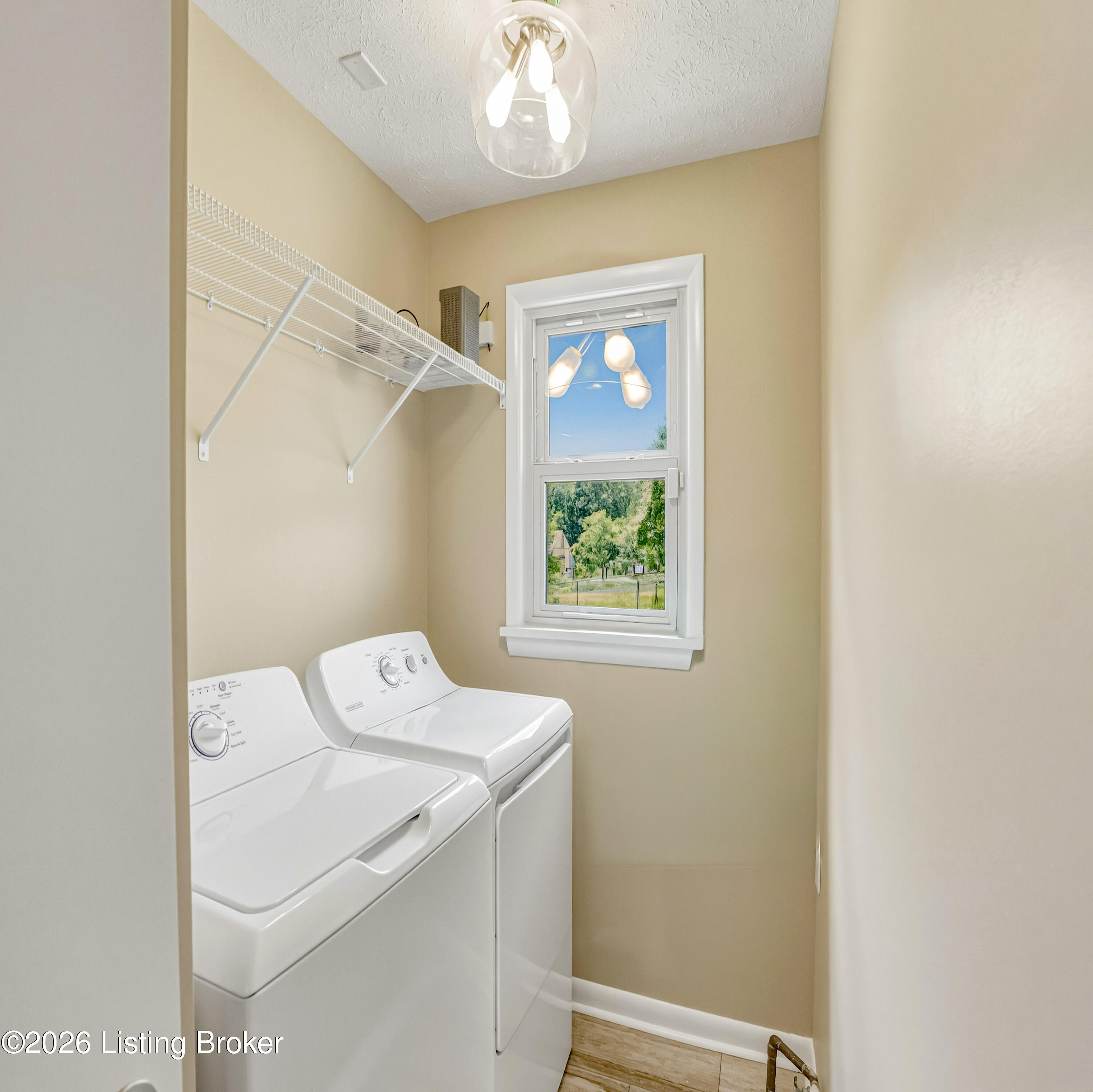 107 Donna Dr Property Photo 16