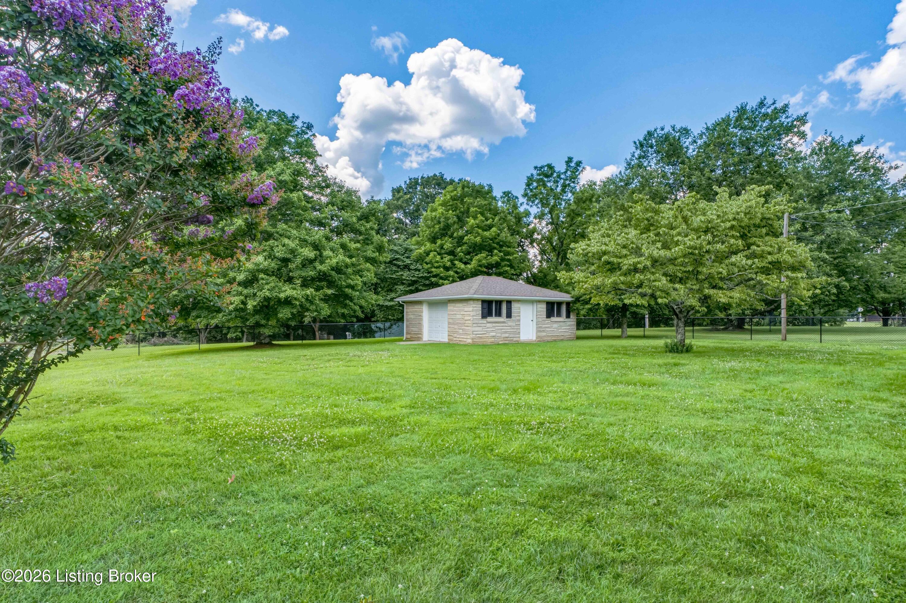 107 Donna Dr Property Photo 49