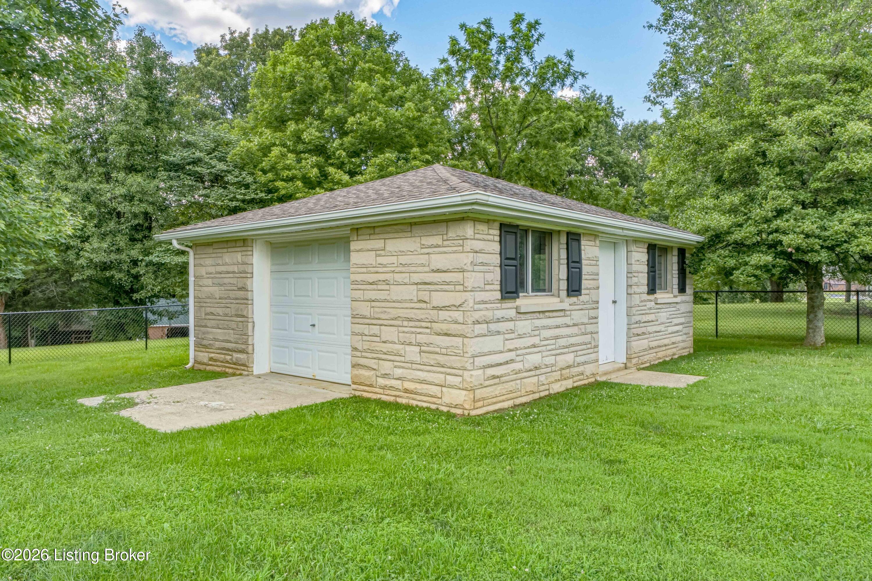 107 Donna Dr Property Photo 50