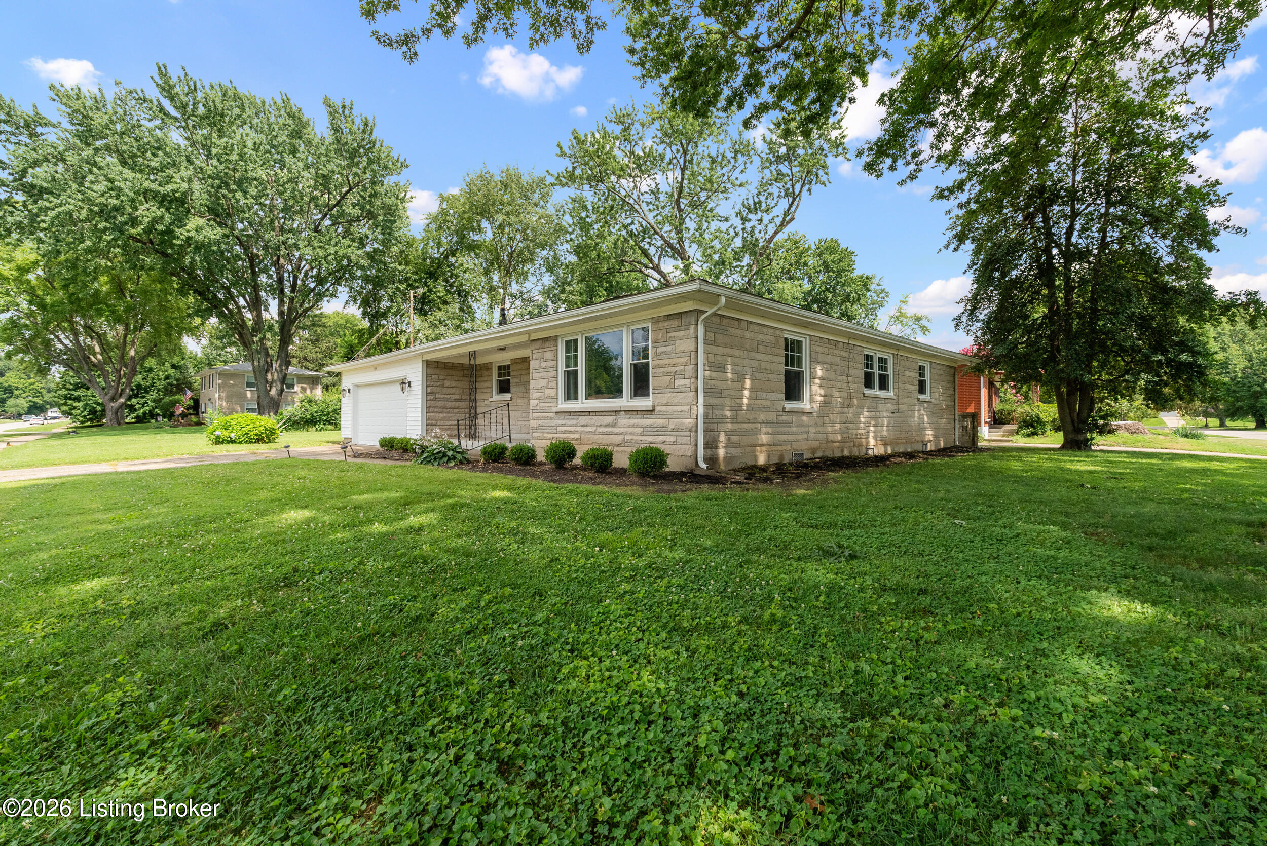 4334 Rockwood Dr Property Photo 3