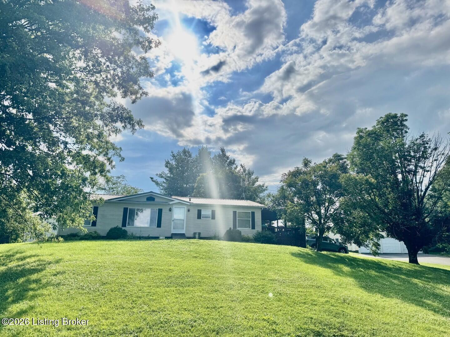 3179 Hwy 555 Property Photo 36