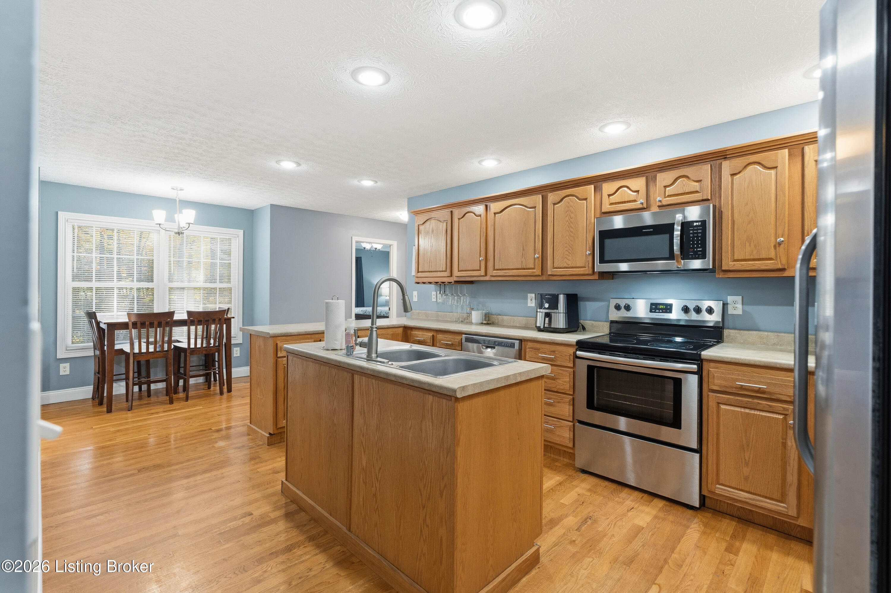 310 Catbird Rd Property Photo 12