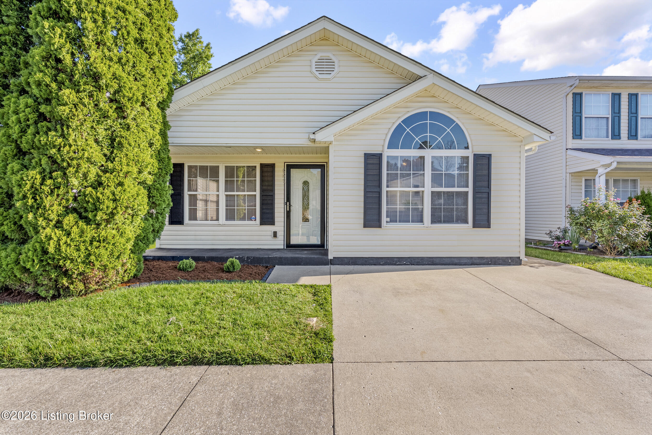 6524 Cottagemeadow Dr Property Photo 1