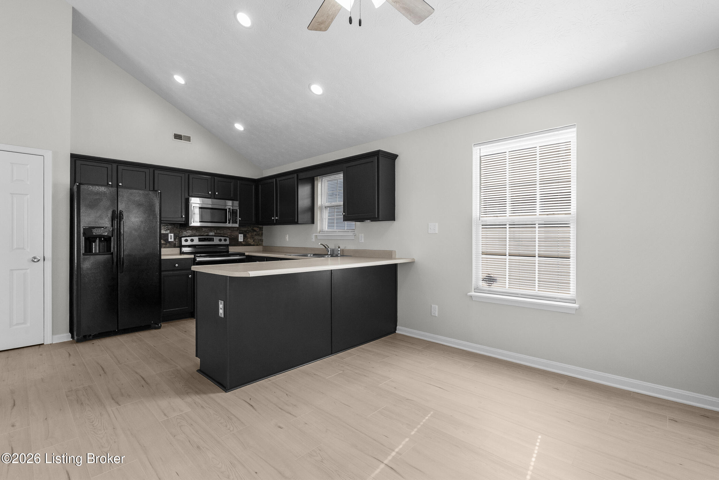 6524 Cottagemeadow Dr Property Photo 17