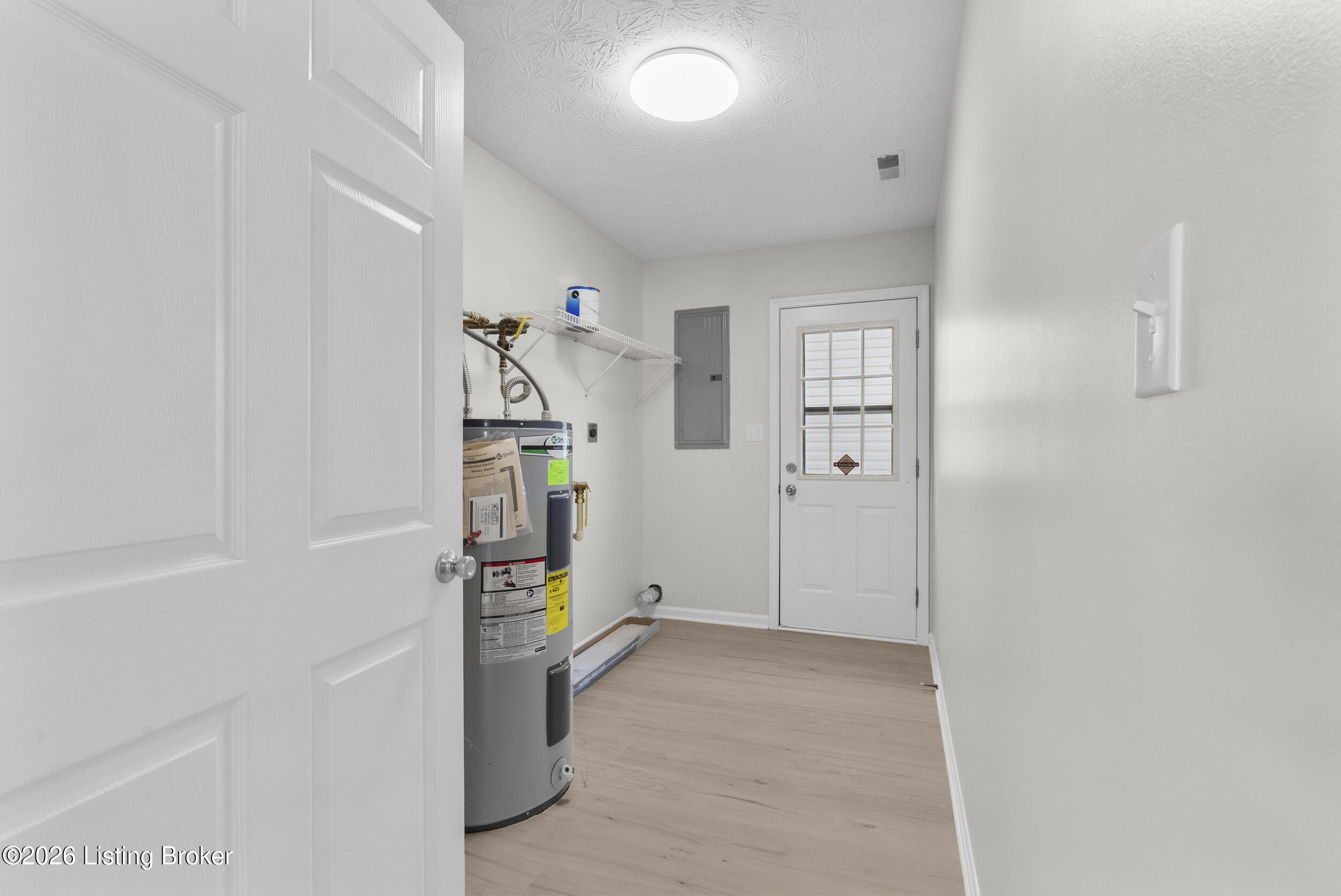 6524 Cottagemeadow Dr Property Photo 32
