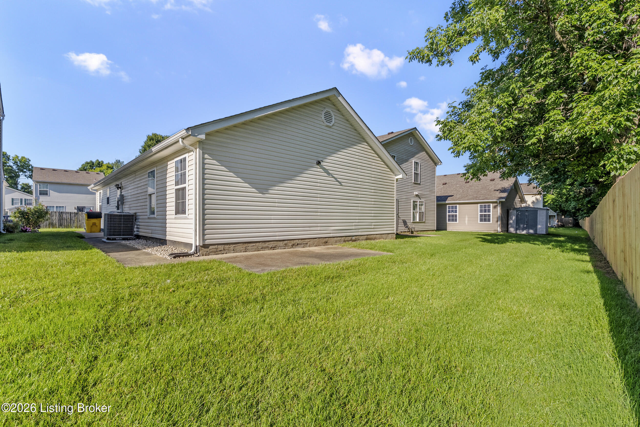 6524 Cottagemeadow Dr Property Photo 35