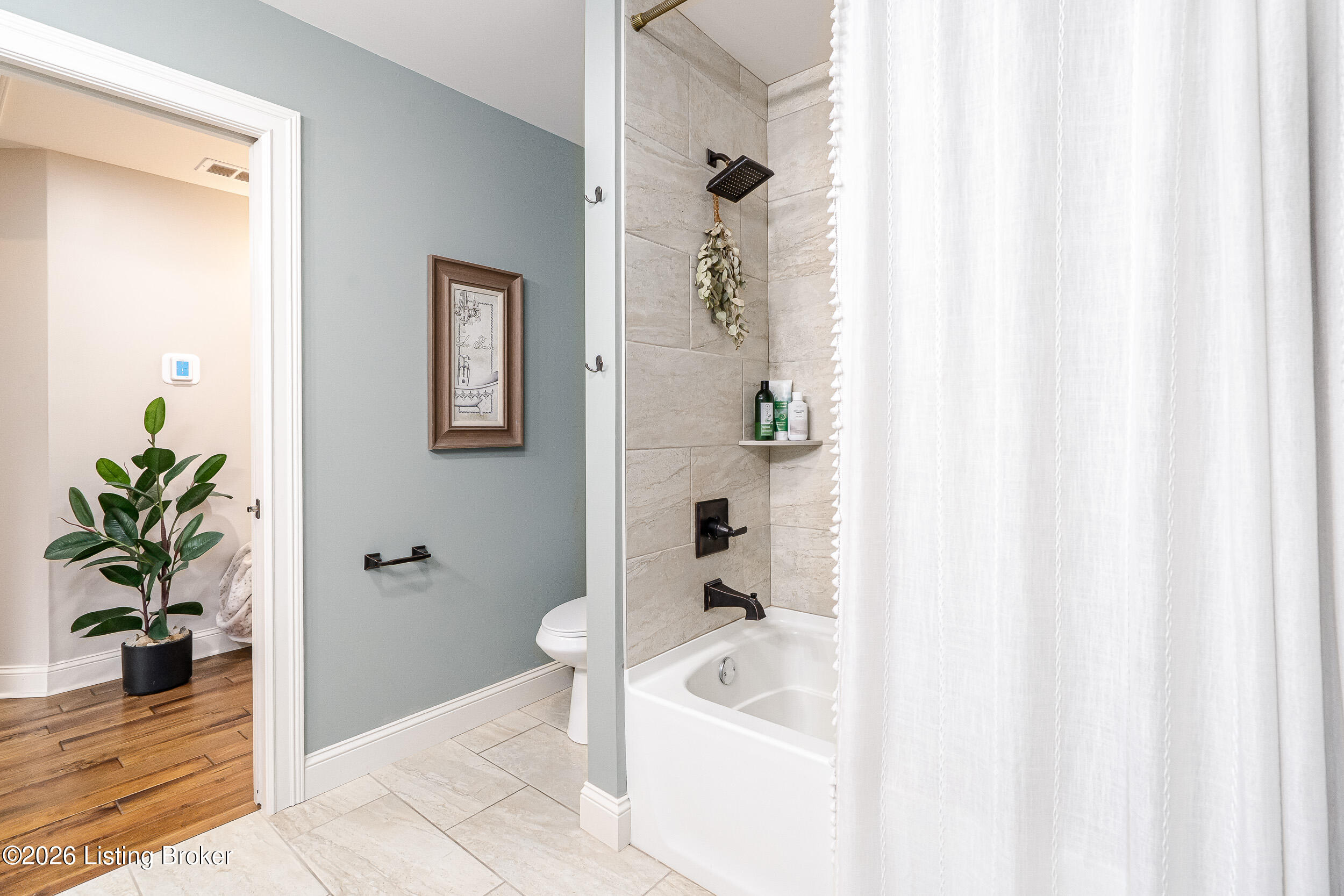 3506 Charlevoix Ct Property Photo 44