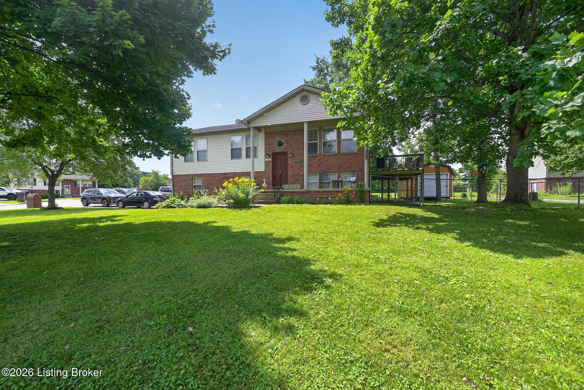 501 Scenic View Cir Property Photo 11